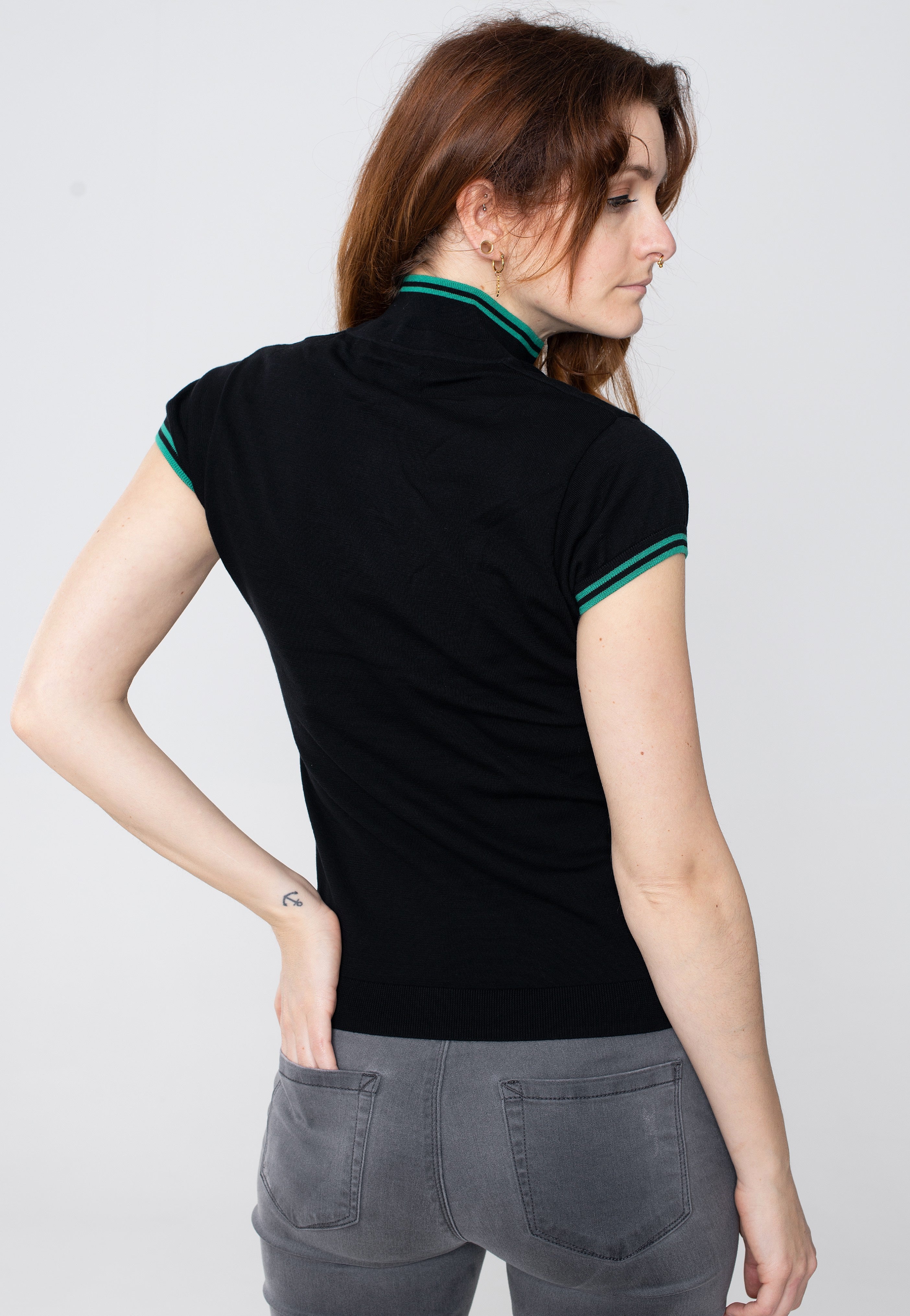 Fred Perry x Amy Winehouse - Knitted Black - Polo | Women-Image