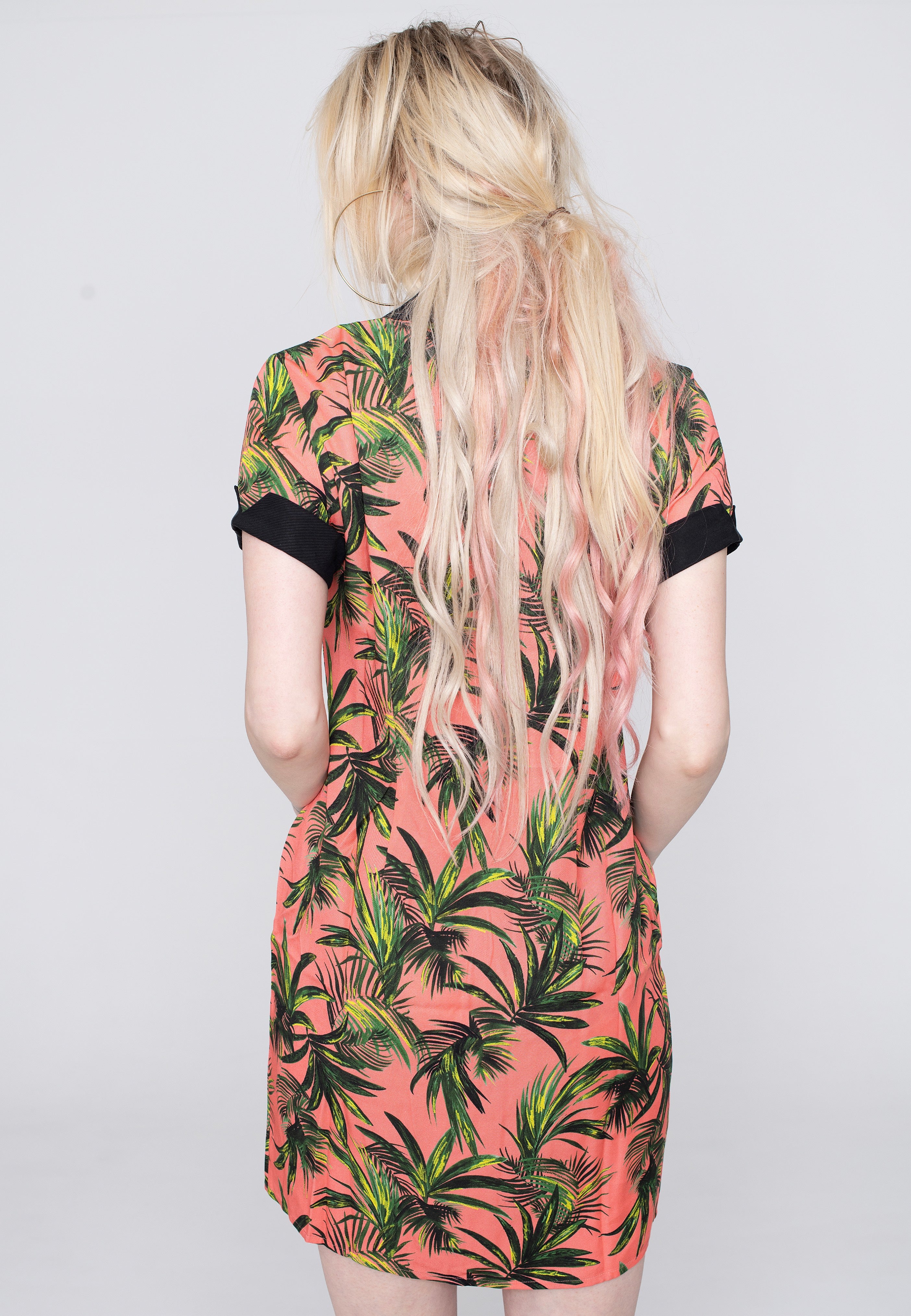 Fred Perry x Amy Winehouse - Palm Print Shirt Coral Heat - Dress | Women-Image