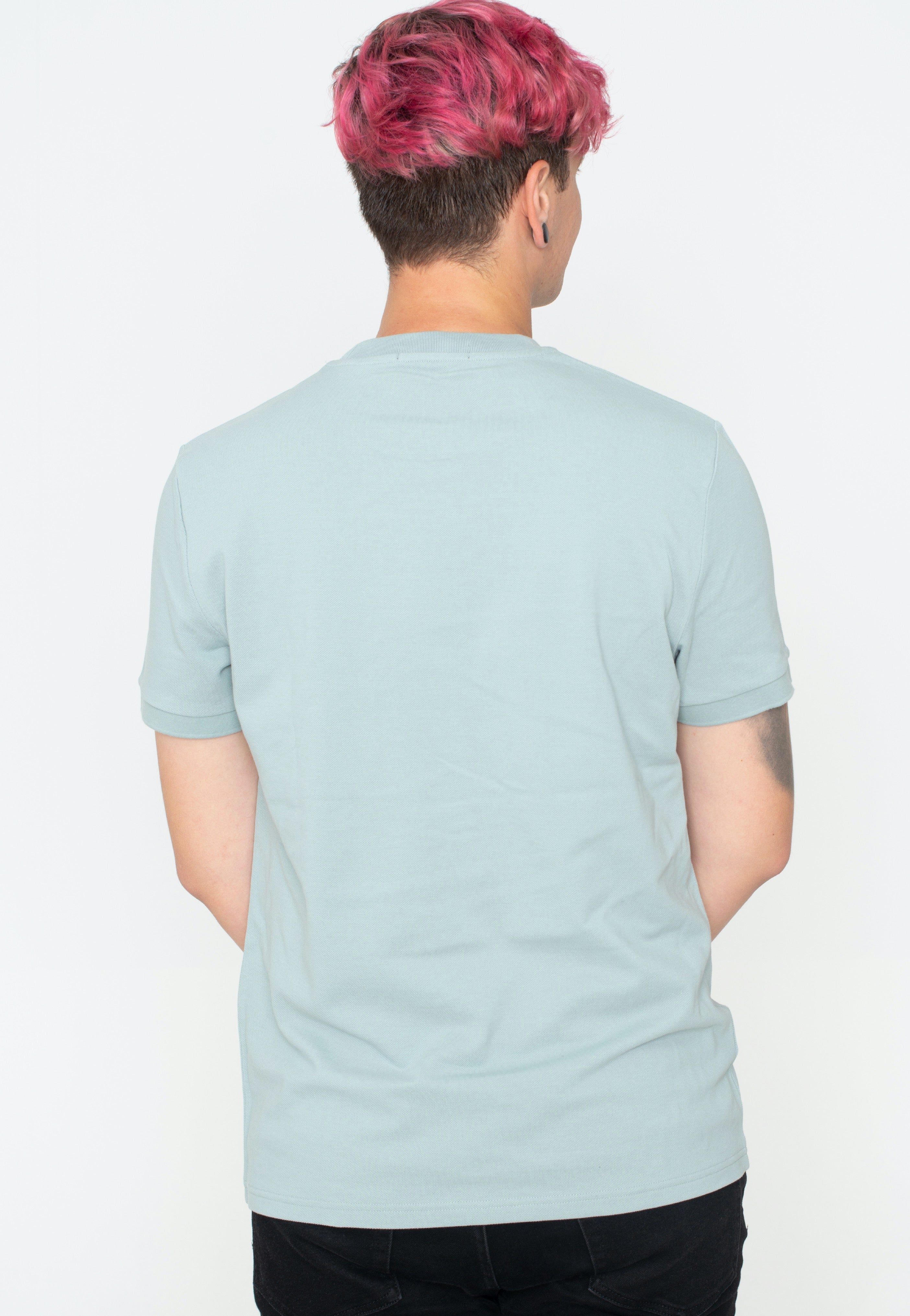 Fred Perry - Pocket Detail Pique Silver Blue - T-Shirt | Men-Image