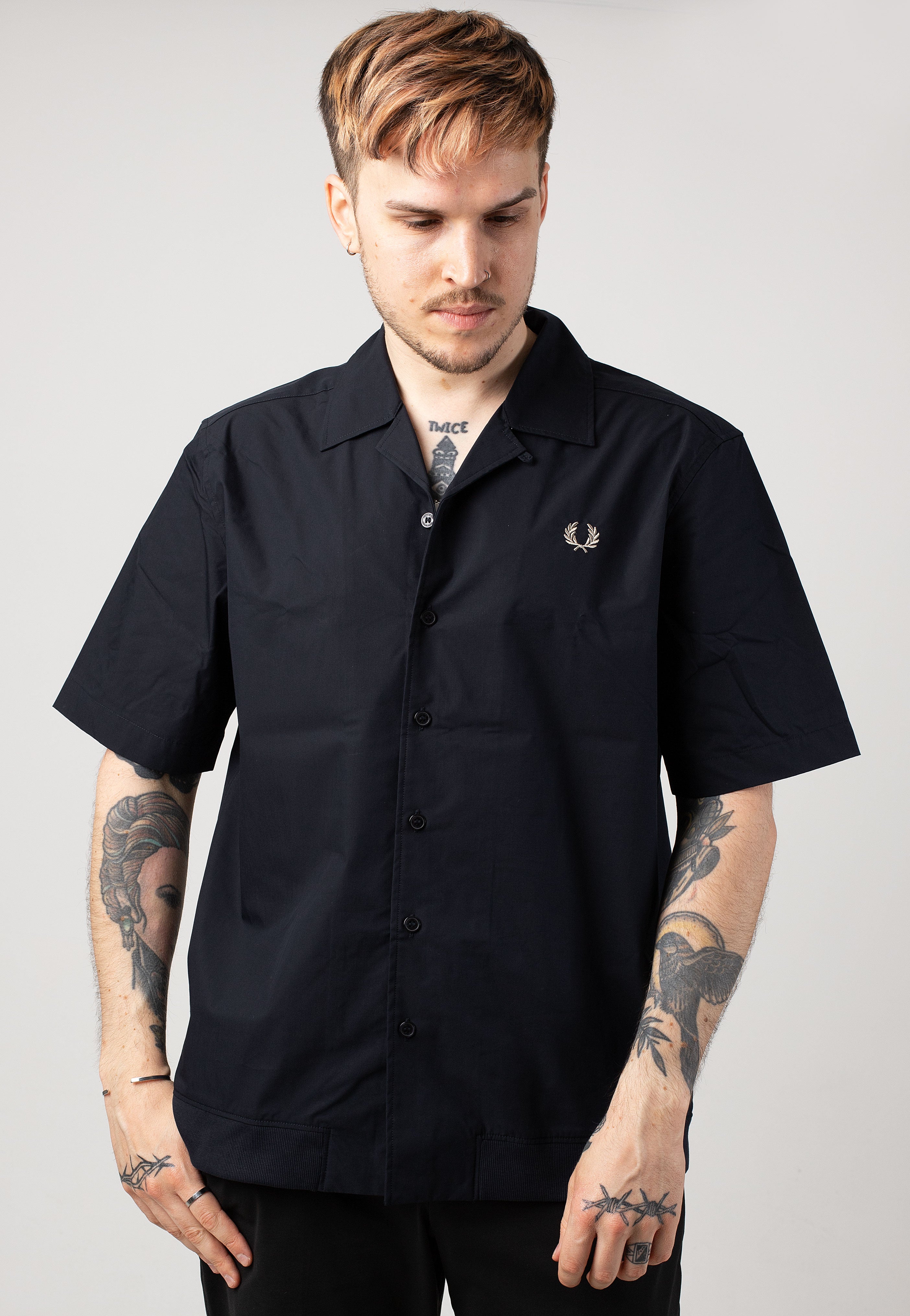 Fred Perry - Ribbed Hem Revere Collar Navy - Shirt | Men-Image