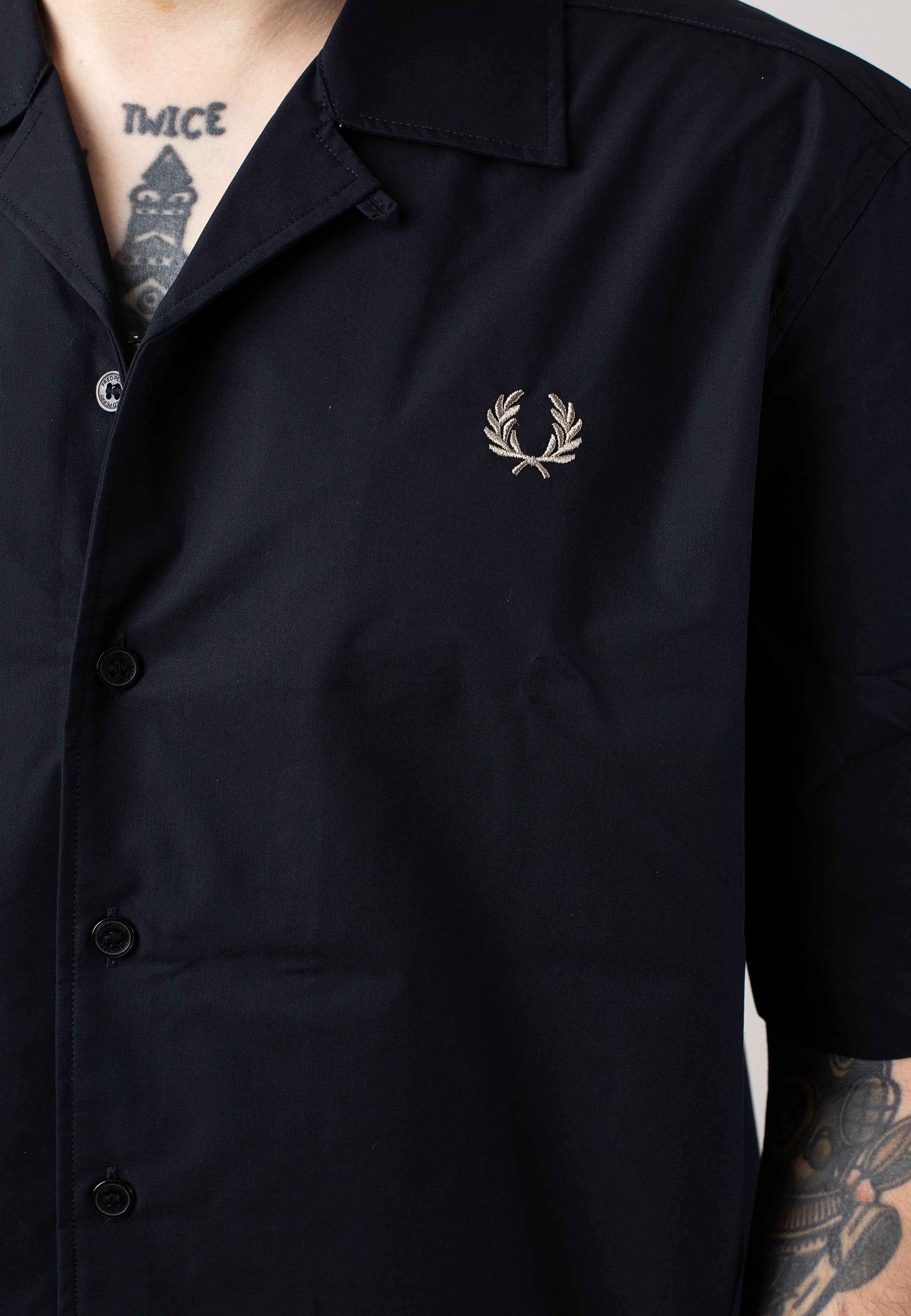 Fred Perry - Ribbed Hem Revere Collar Navy - Shirt | Men-Image