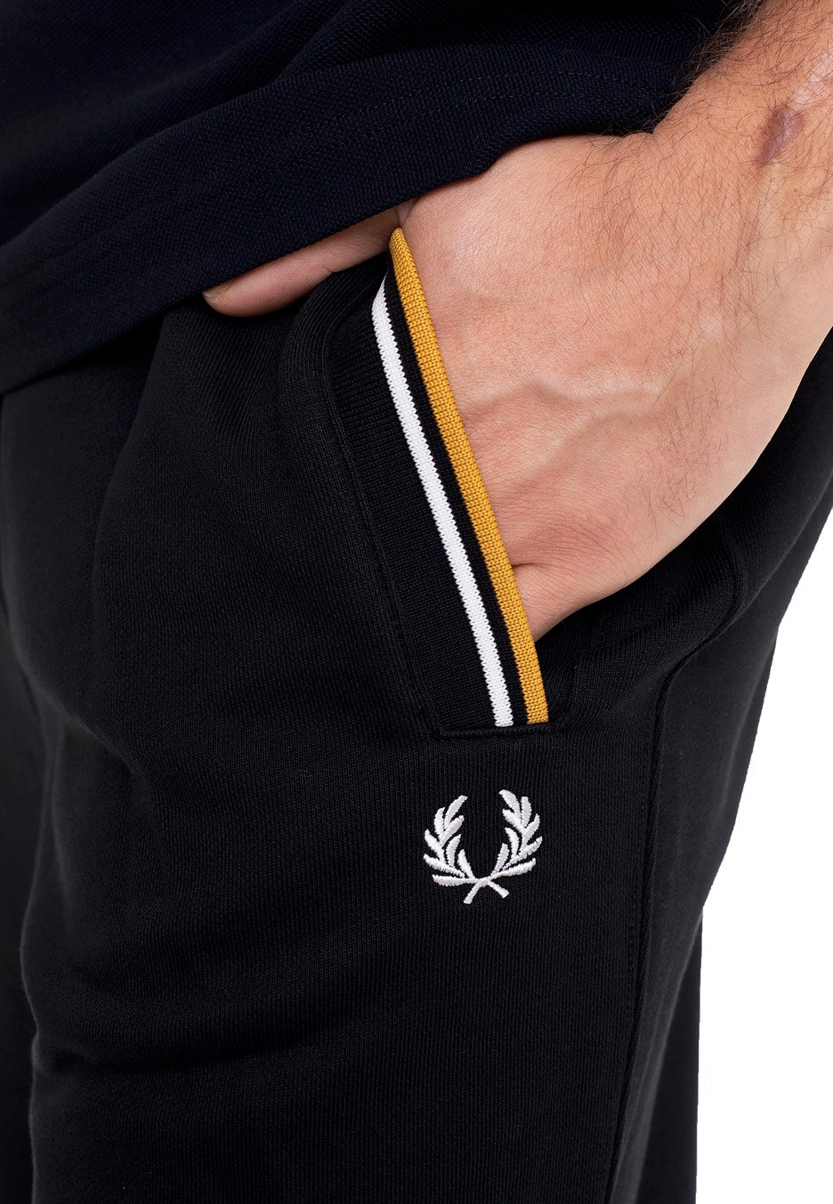 Fred Perry - Tipped Loopback Black - Sweat Pants | Men-Image