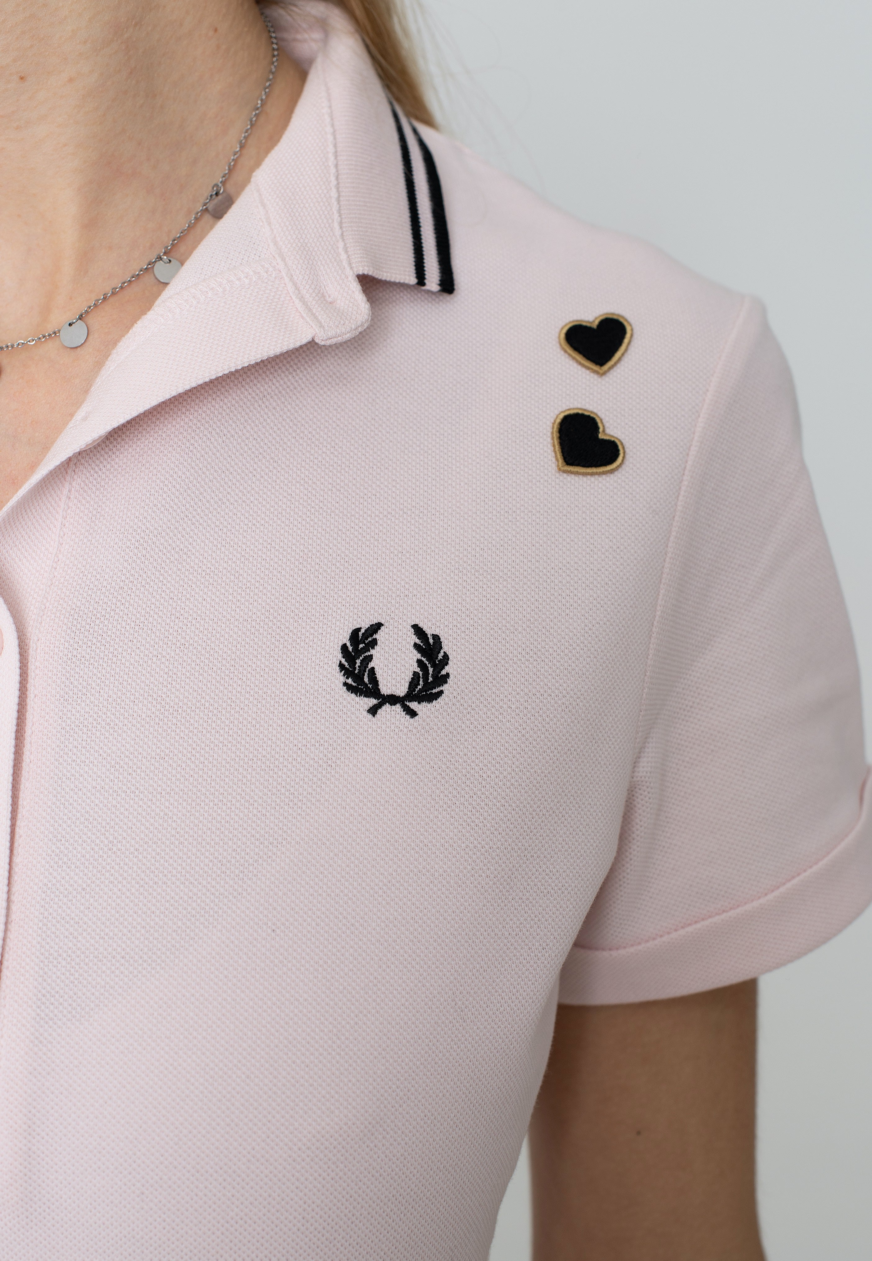 Fred Perry x Amy Winehouse - Tipped Pique Milky Pink - Polo | Women-Image