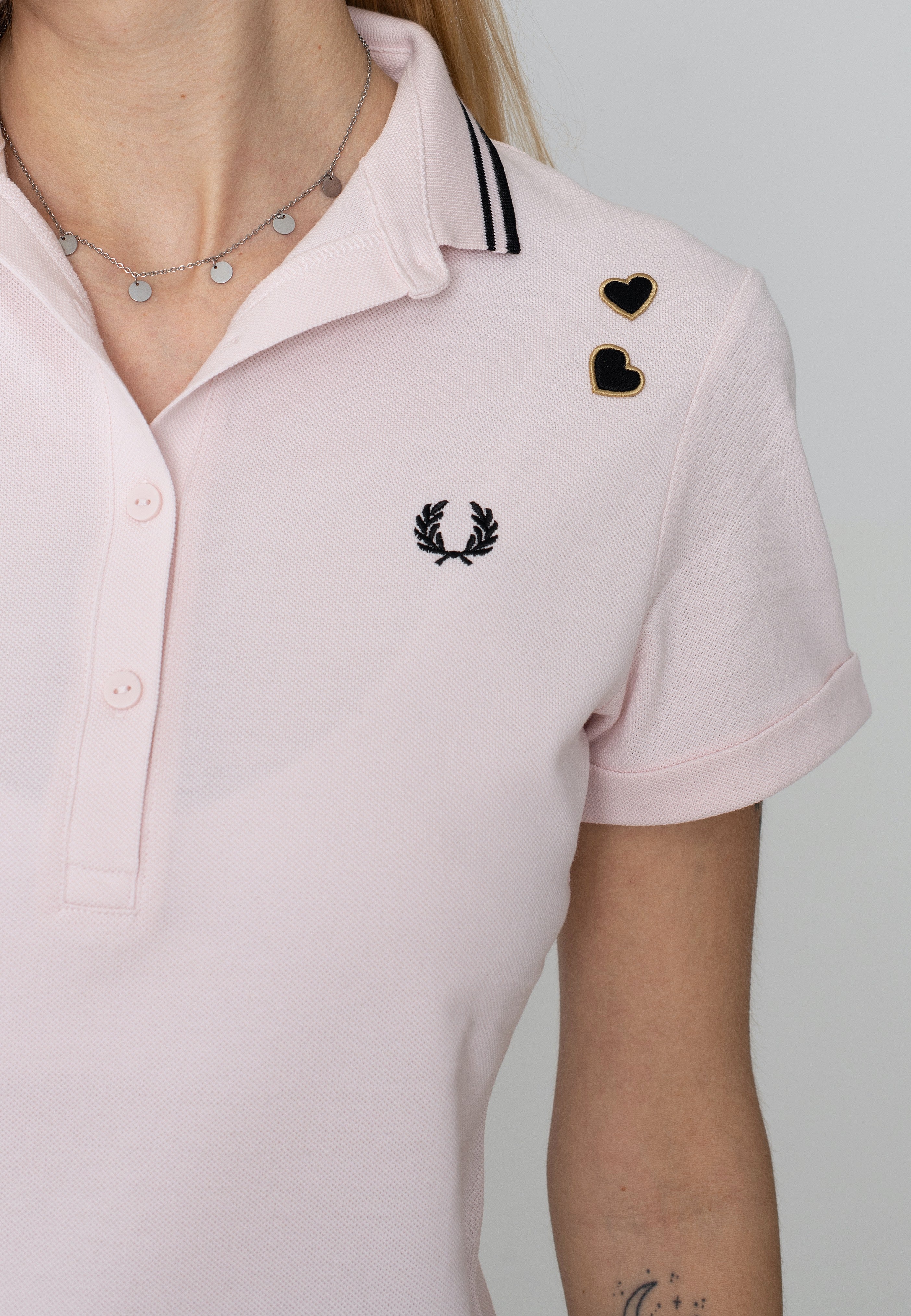 Fred Perry x Amy Winehouse - Tipped Pique Milky Pink - Polo | Women-Image