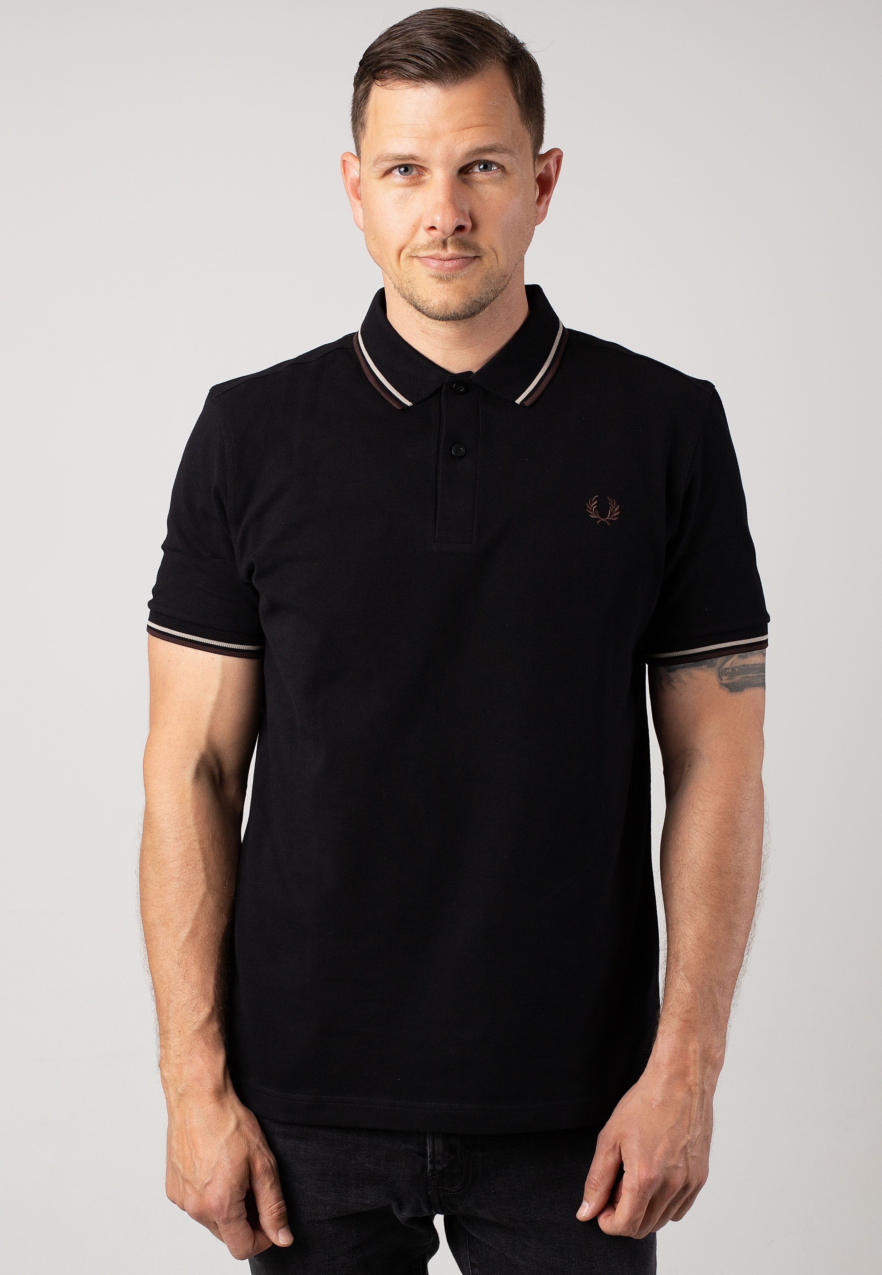 Fred Perry - Twin Tipped Black/Warm Grey/Carrington Road Brick - Polo | Men-Image