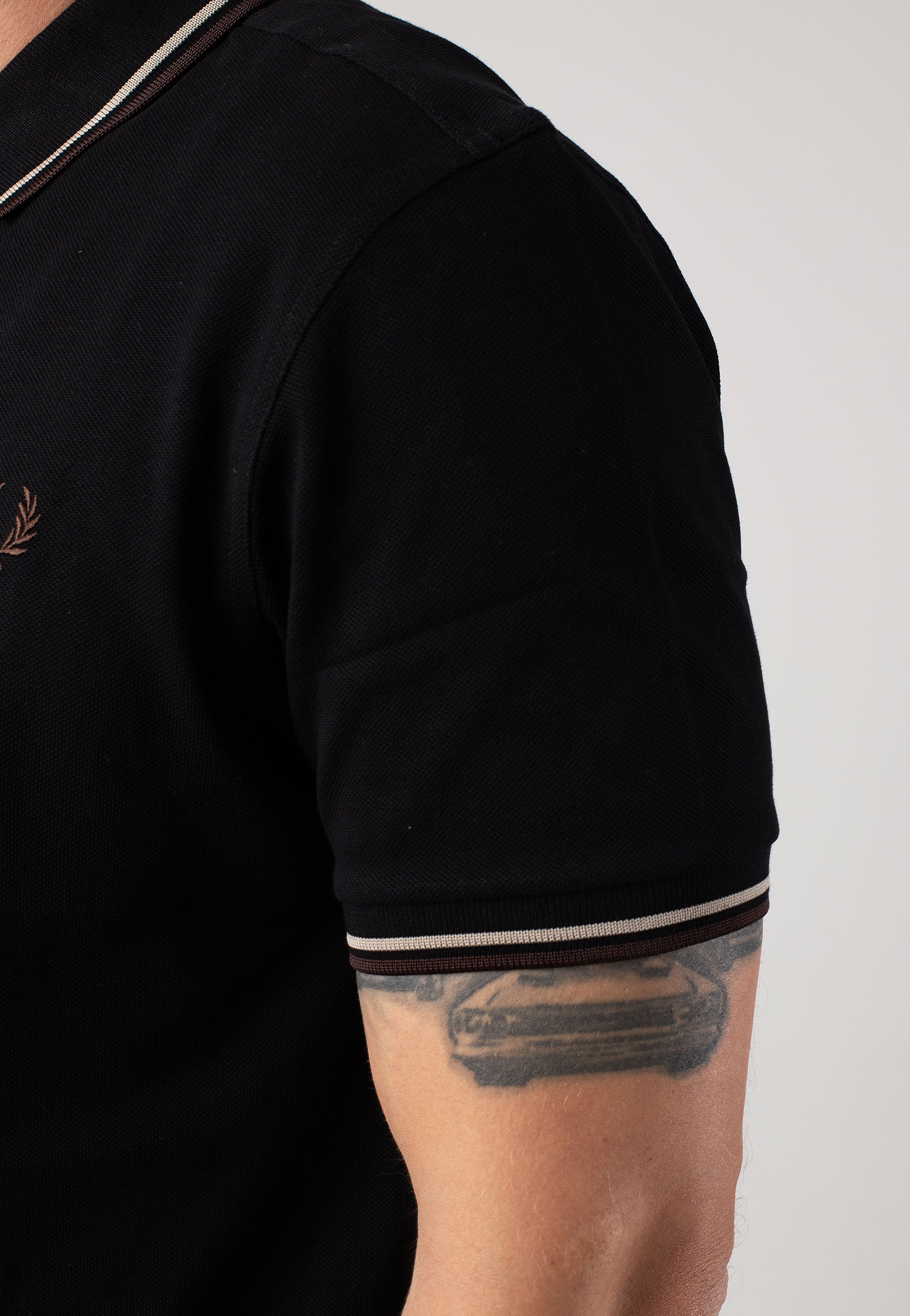 Fred Perry - Twin Tipped Black/Warm Grey/Carrington Road Brick - Polo | Men-Image