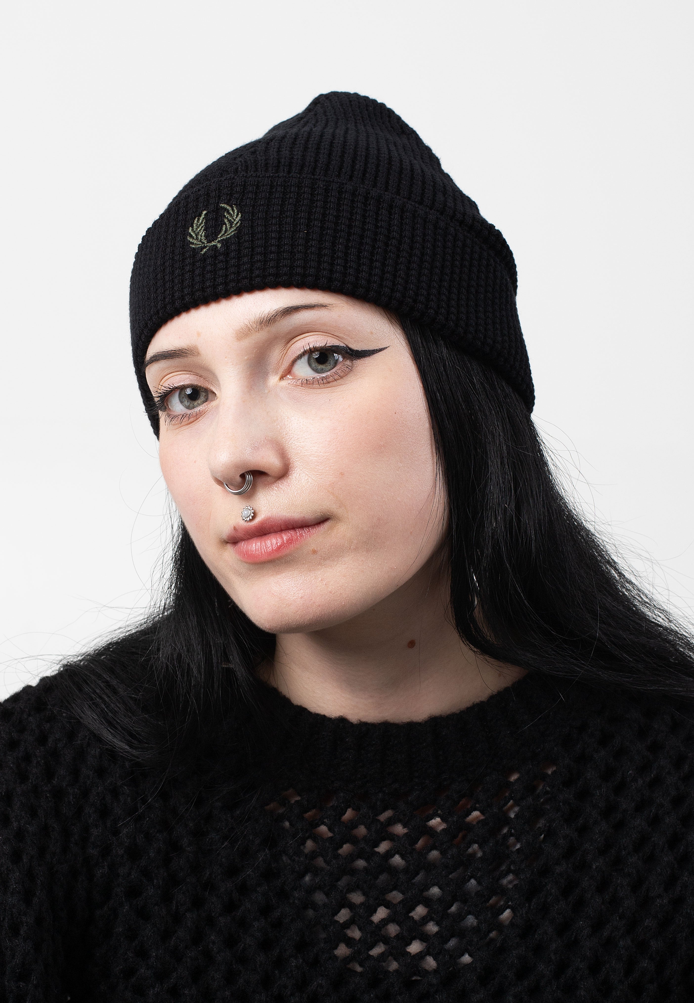 Fred Perry - Waffle Knit Black - Beanie | Neutral-Image