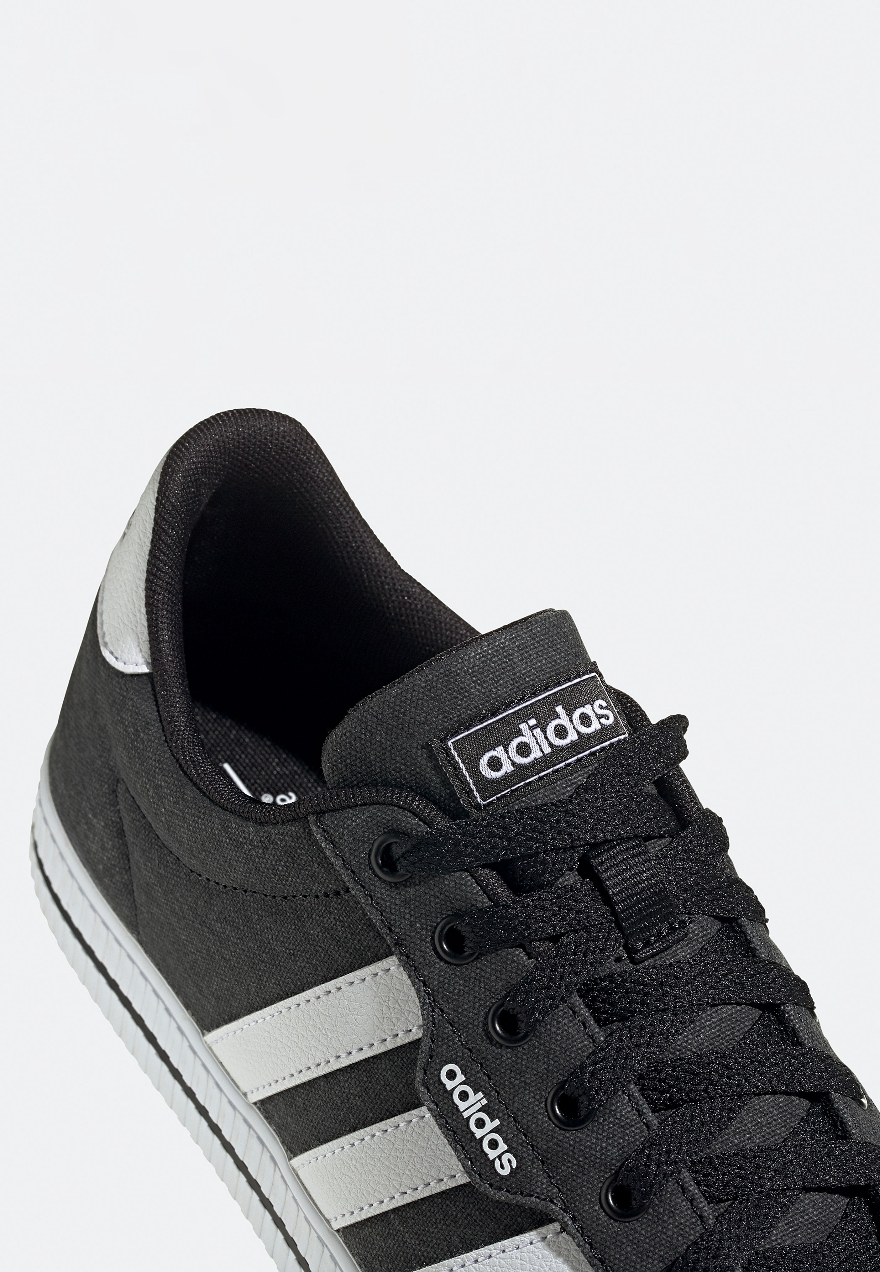 Adidas - Daily 3.0 Cblack/Ftwwht/Cblack - Shoes | Men-Image