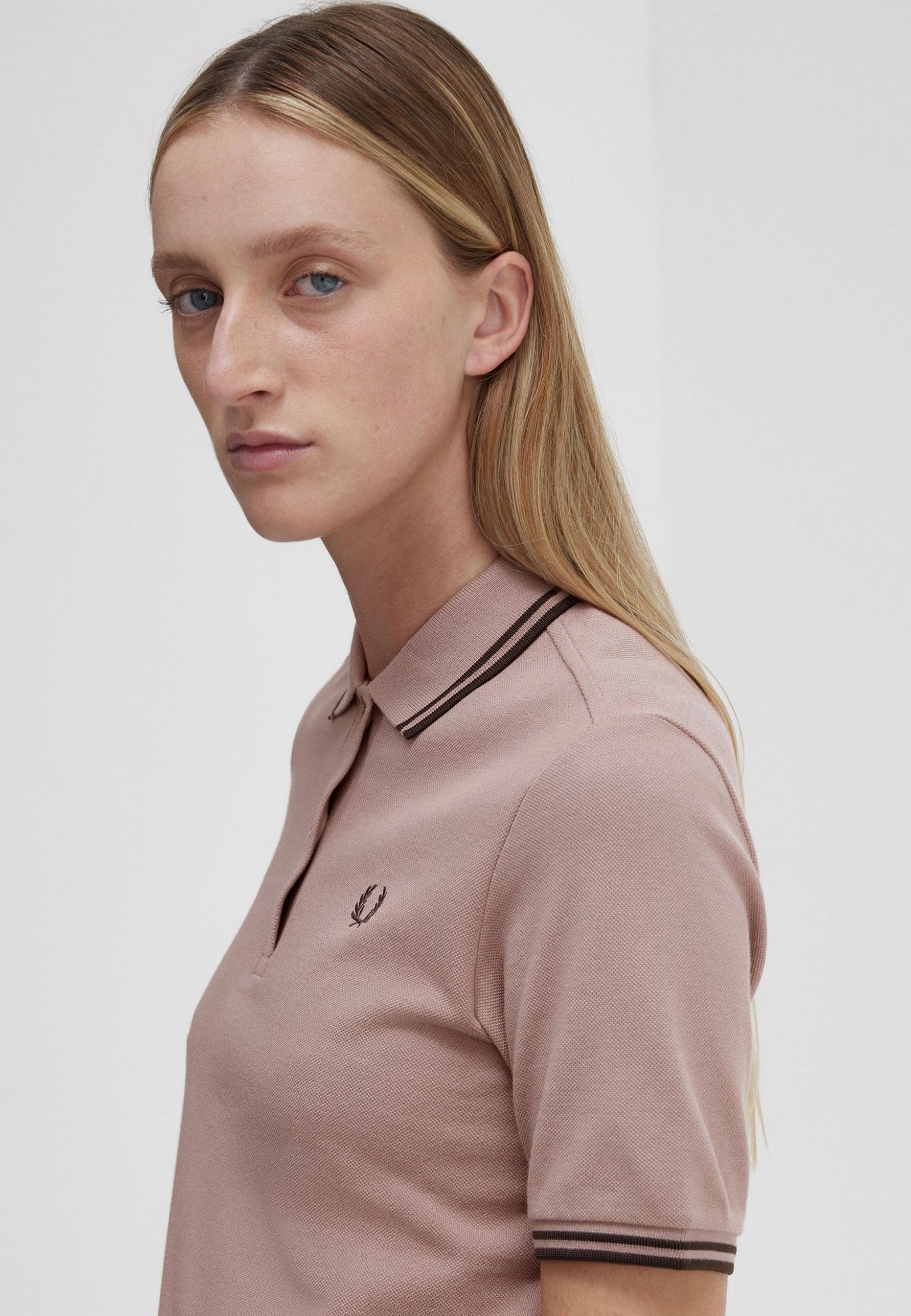 Fred Perry - Twin Tipped Dark Pink - Polo | Men-Image