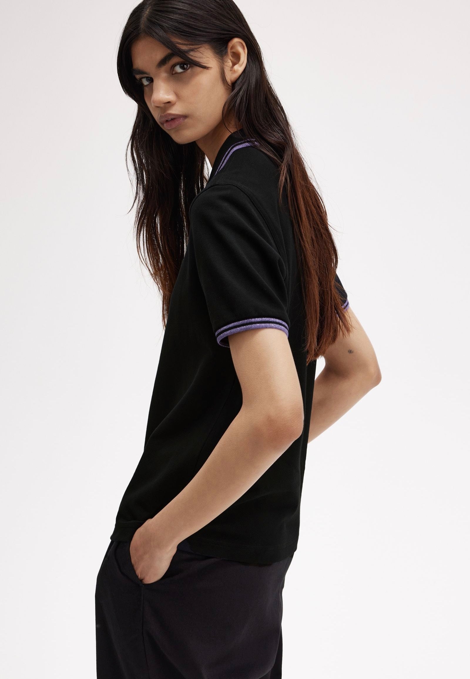 Fred Perry - Twin Tipped Black/Metallic Ultra Violet/Metallic Ultra Violet - Polo | Women-Image