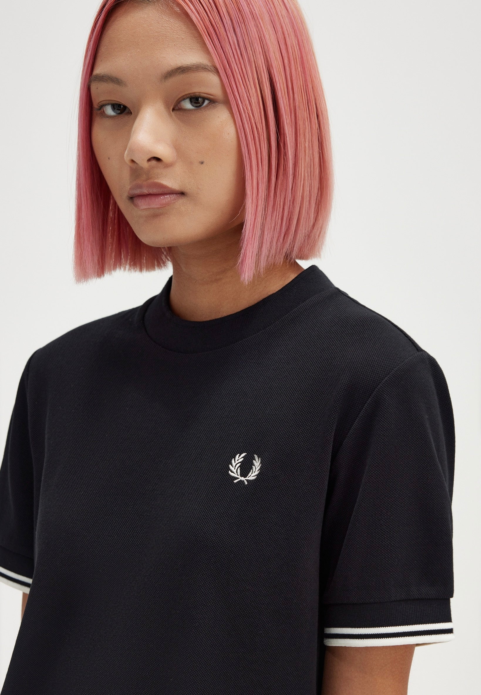 Fred Perry - Twin Tipped Pique Black - T-Shirt | Women-Image