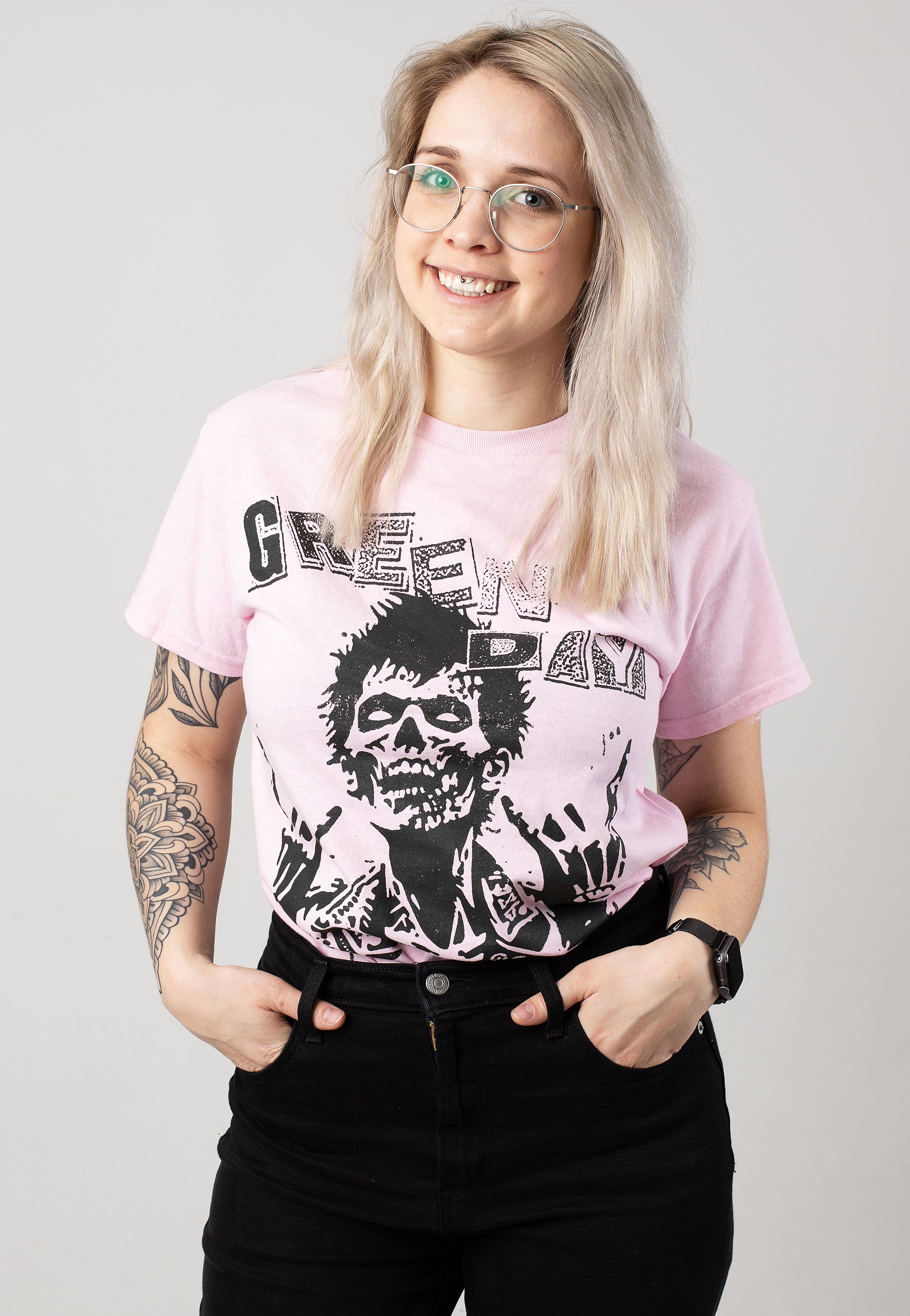 Green Day - Billie Joe Zombie Pink - T-Shirt | Women-Image