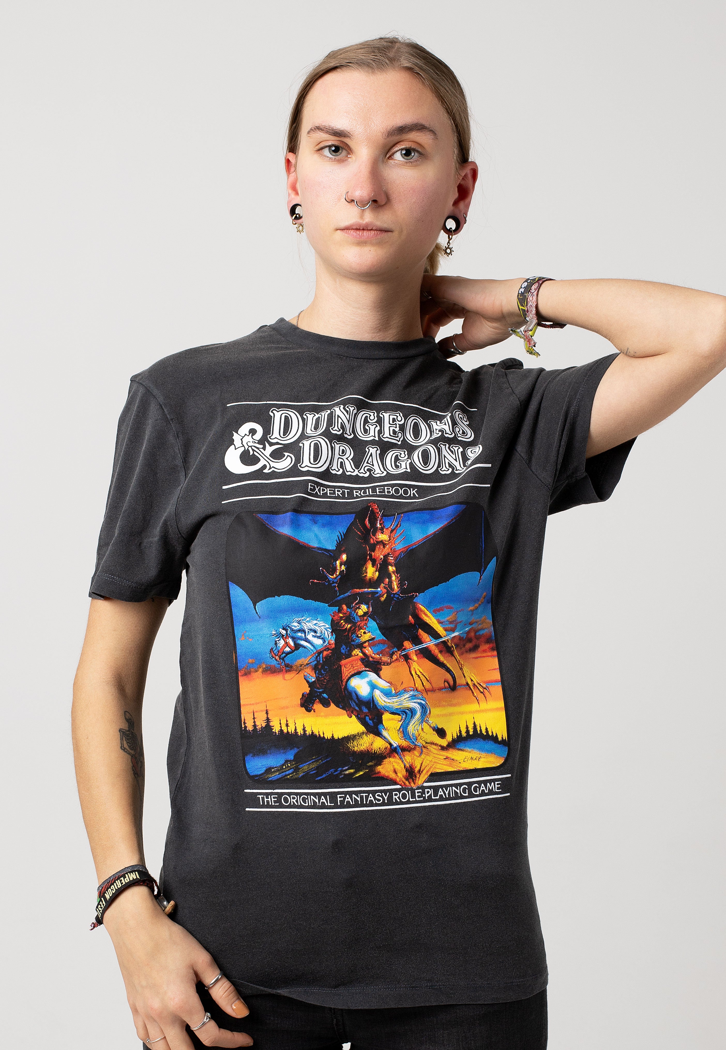 Dungeons & Dragons - Original RPG Grey Acid Wash - T-Shirt | Women-Image