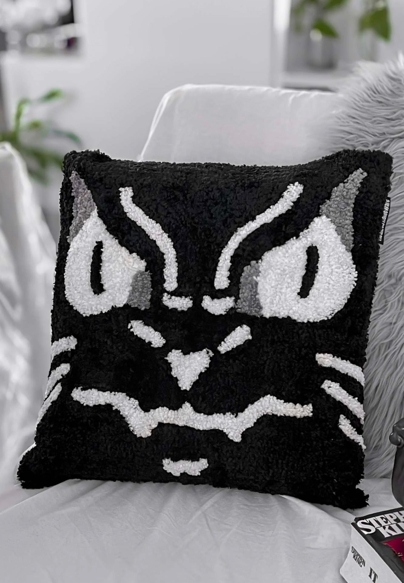 Killstar - Hiss Tufted - Pillow | Neutral-Image