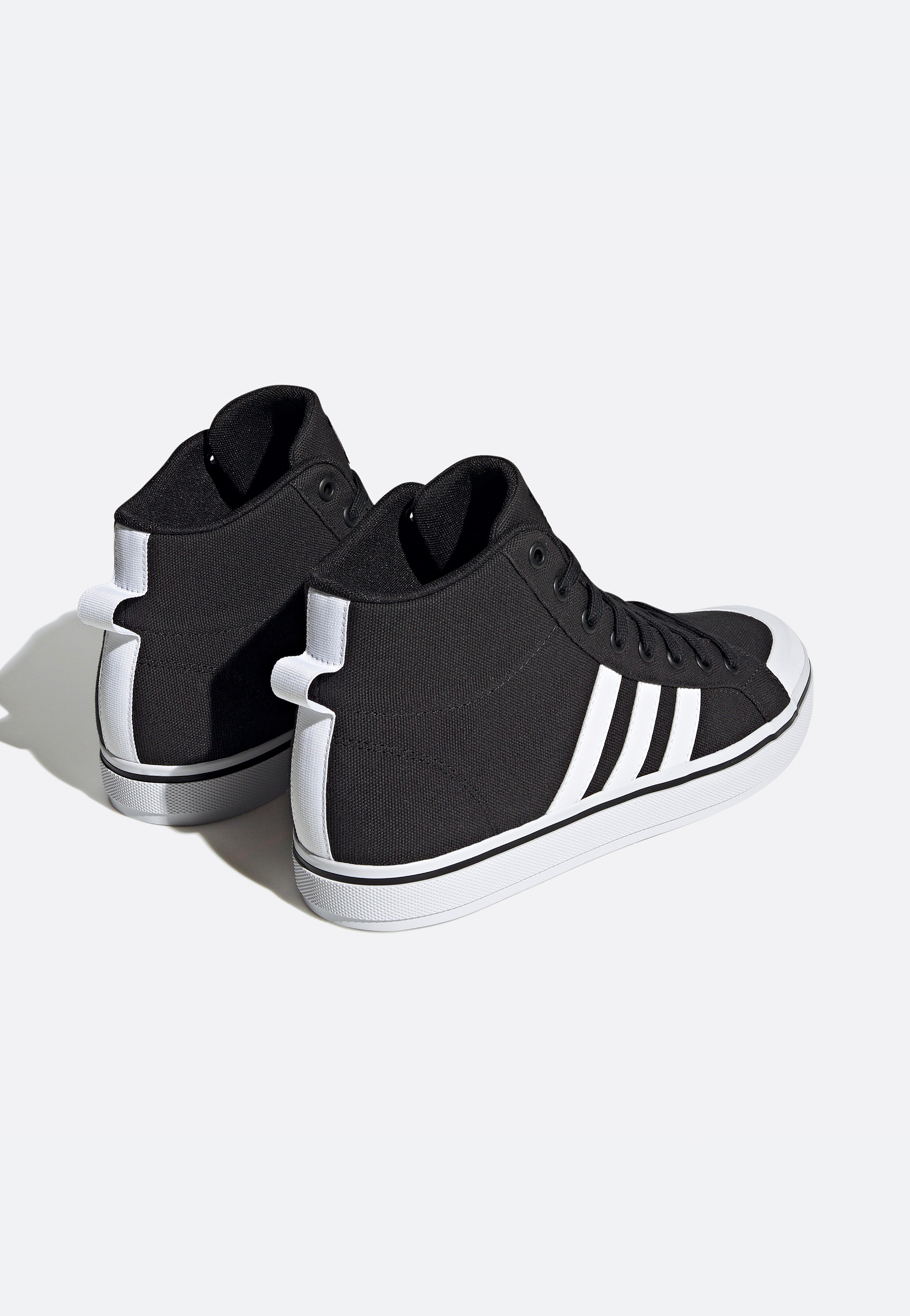 Adidas - Bravada 2.0 Mid Cblack/Ftwwht/Ftwwht - Shoes | Men-Image