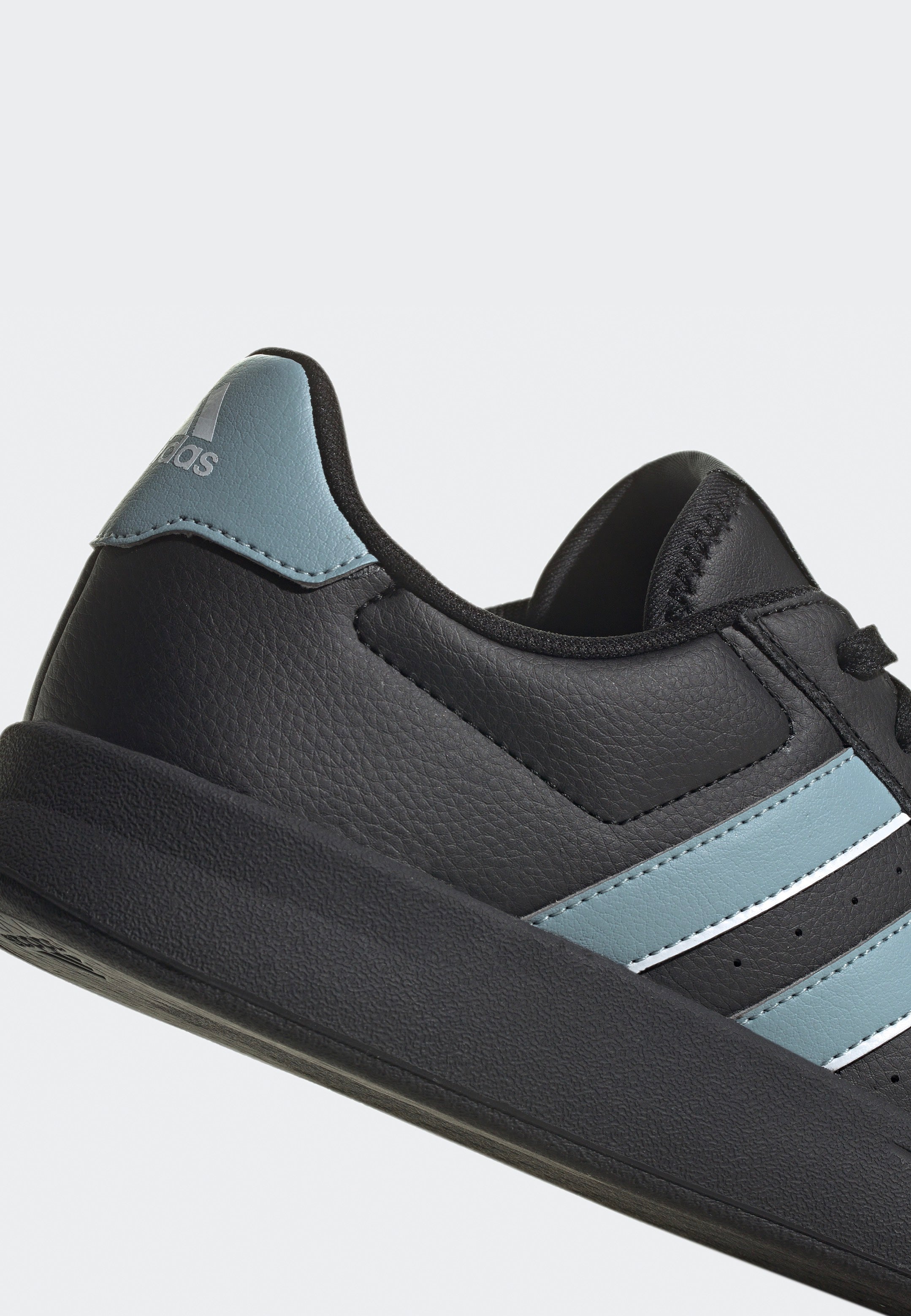 Adidas - Breaknet 2.0 Cblack/Maggre/Ftwwht - Shoes | Men-Image