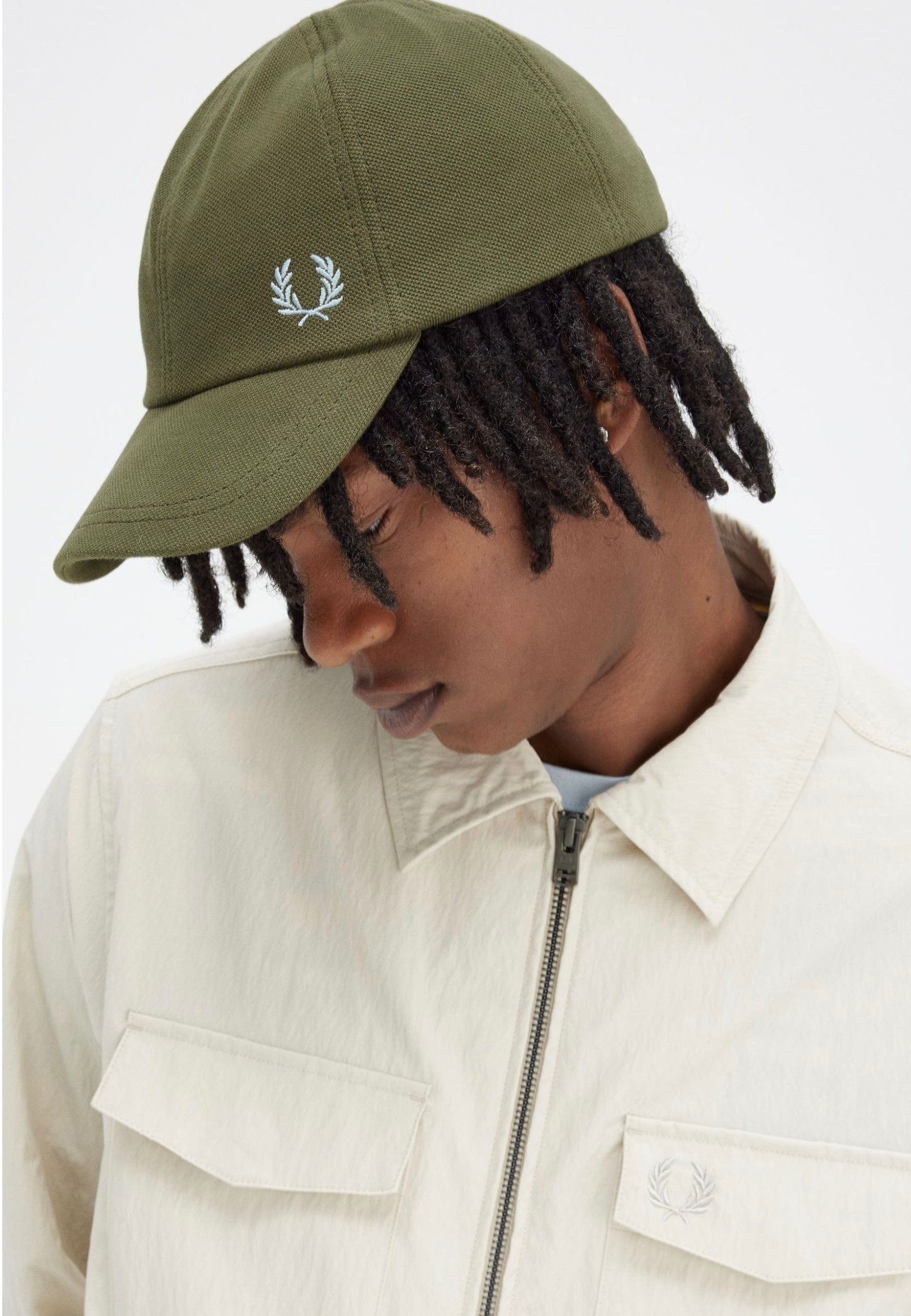 Fred Perry - Pique Classic Uniform Green/Light Ice - Cap | Neutral-Image