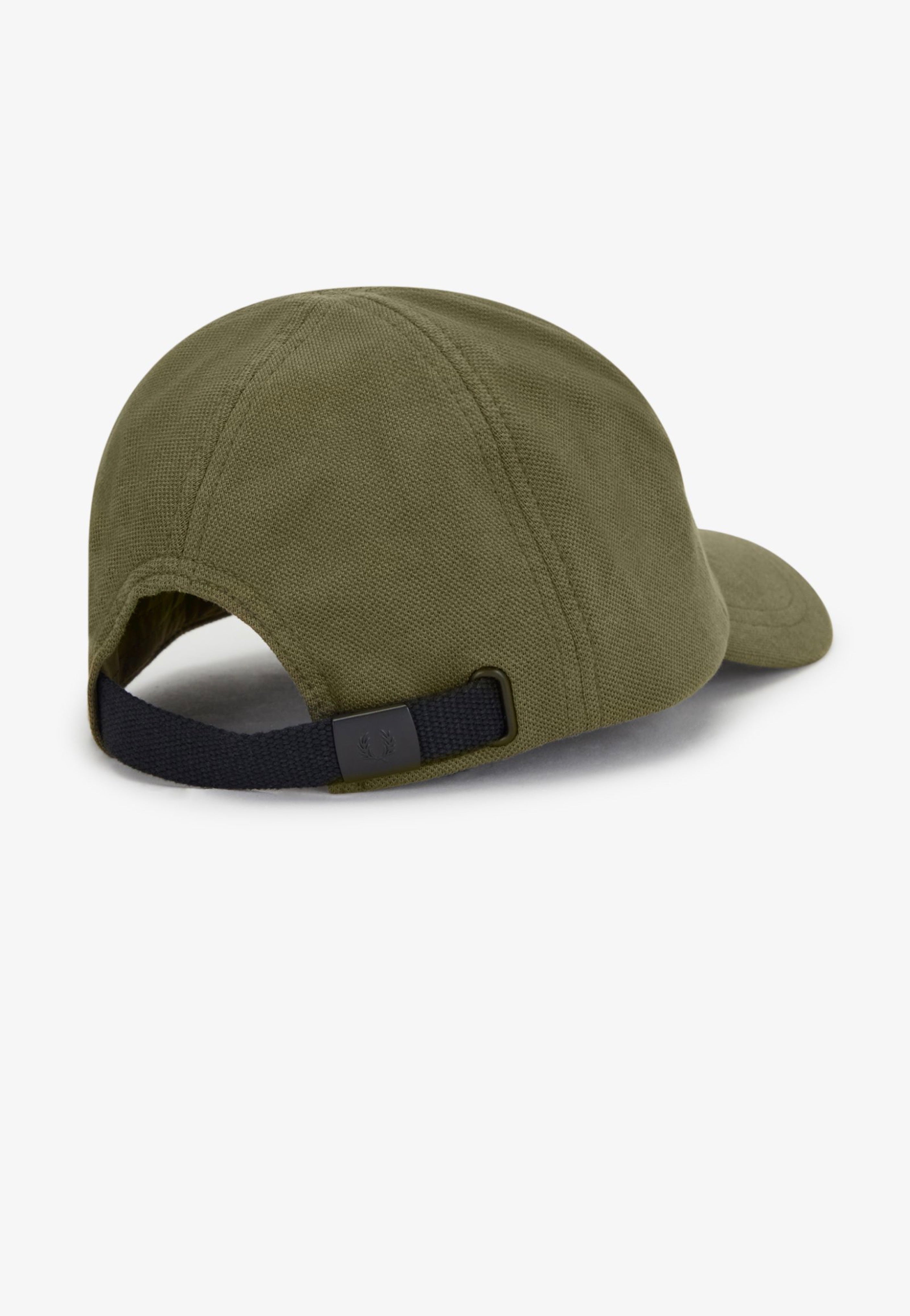 Fred Perry - Pique Classic Uniform Green/Light Ice - Cap | Neutral-Image