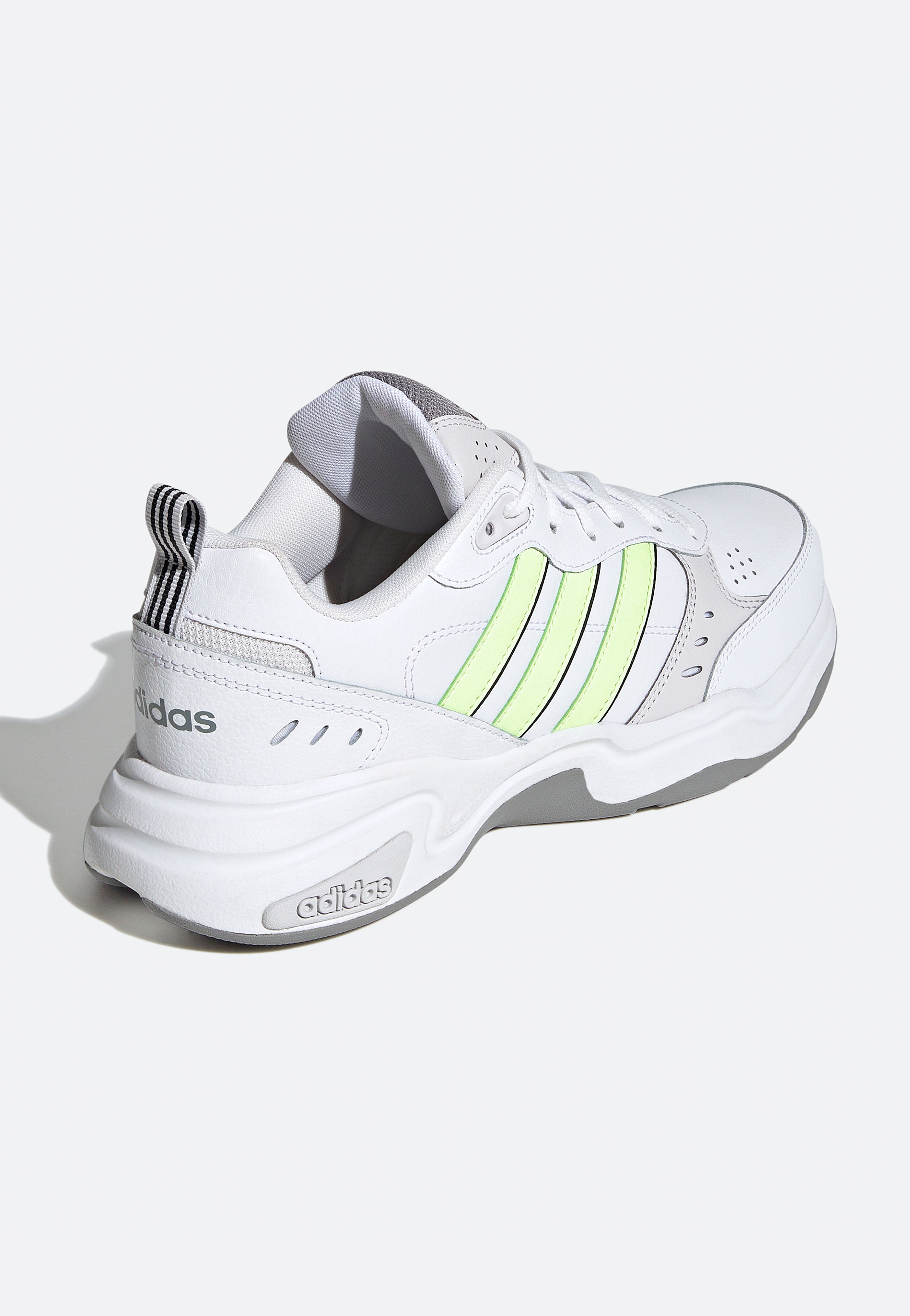 Adidas - Strutter Ftwwht/Grespa/Cblack - Shoes | Men-Image