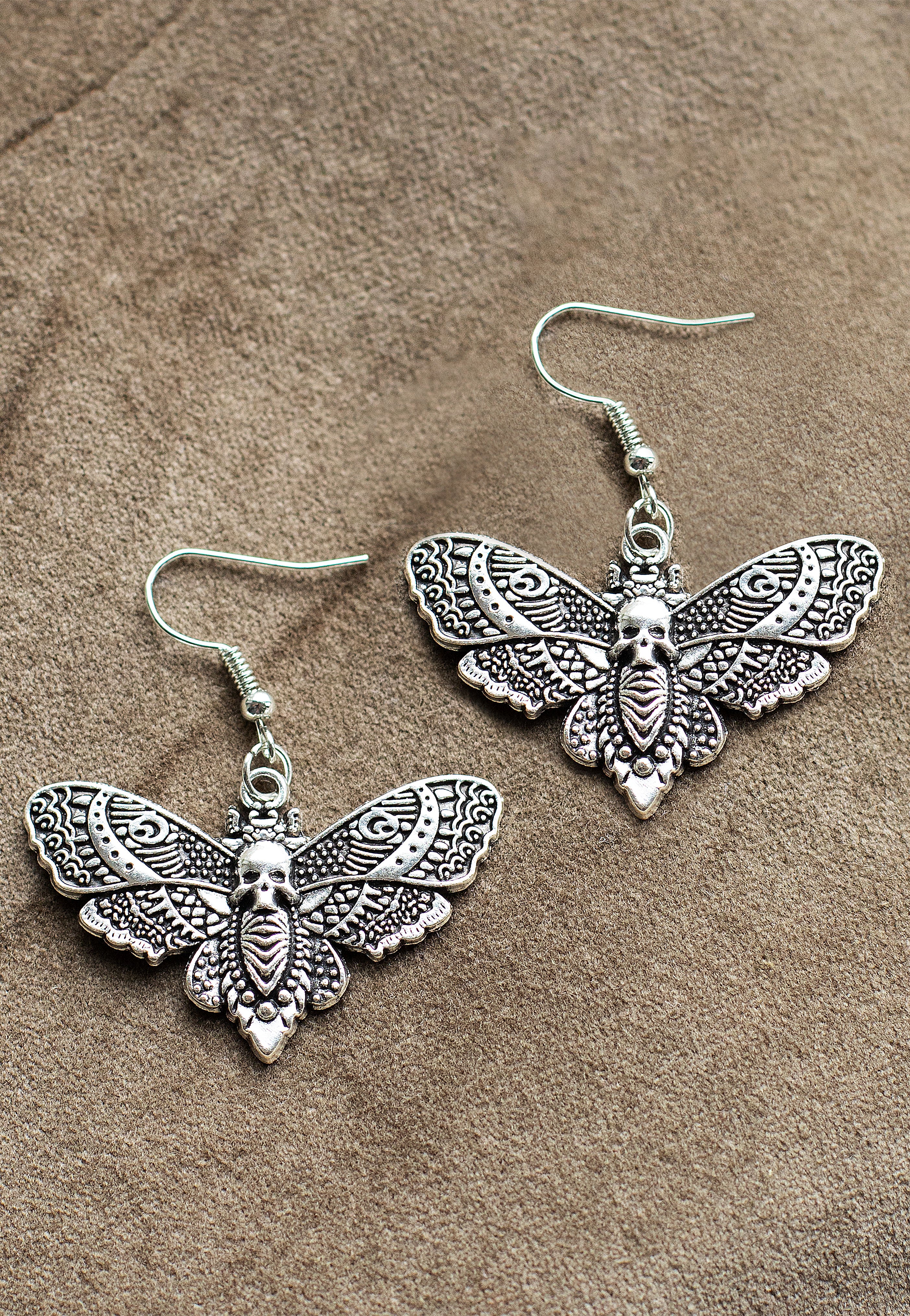 Easure - Skull Moth - Earrings | Neutral-Image