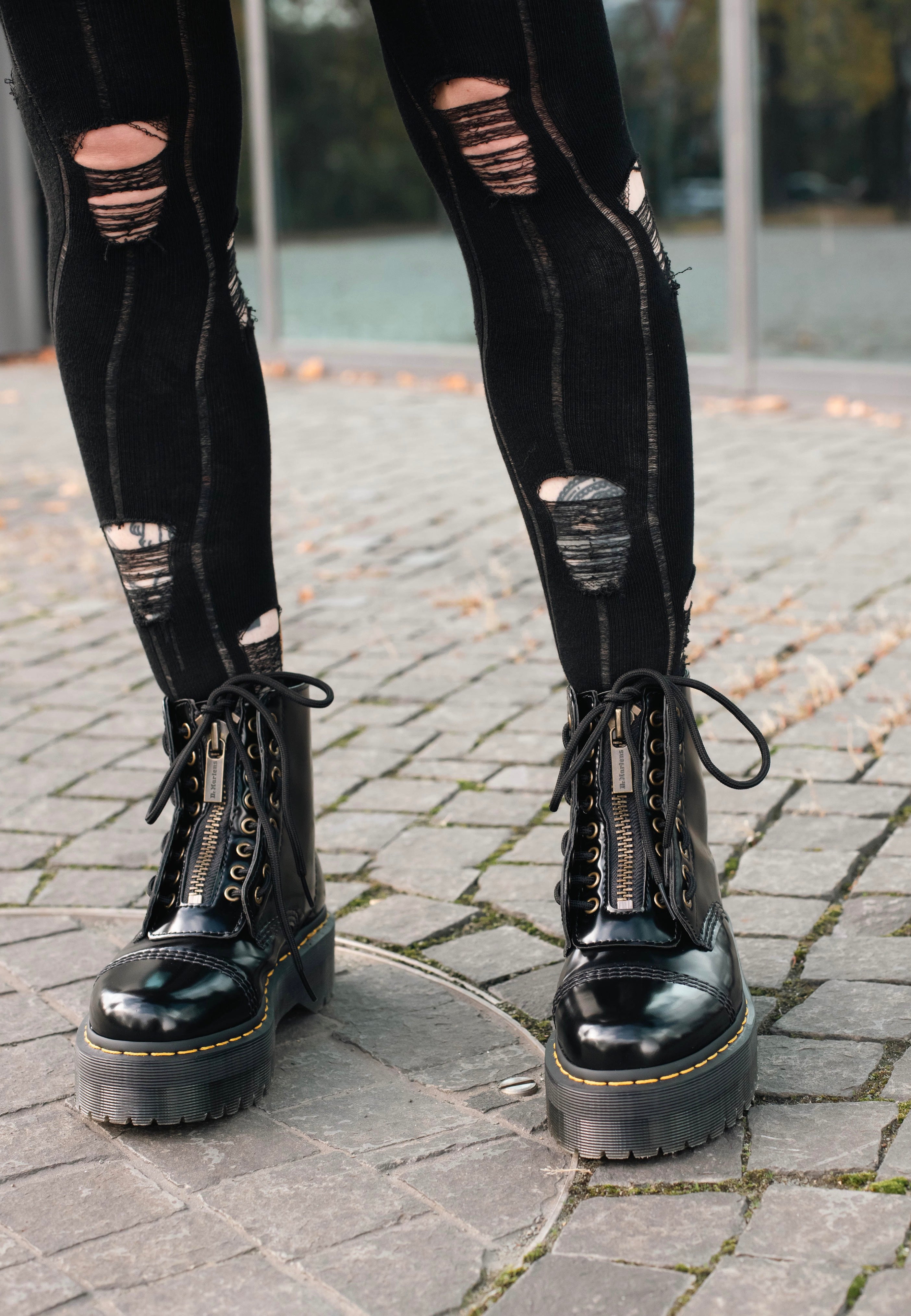 Dr. Martens - Vegan Sinclair Black Oxford - Girl Shoes | Women-Image