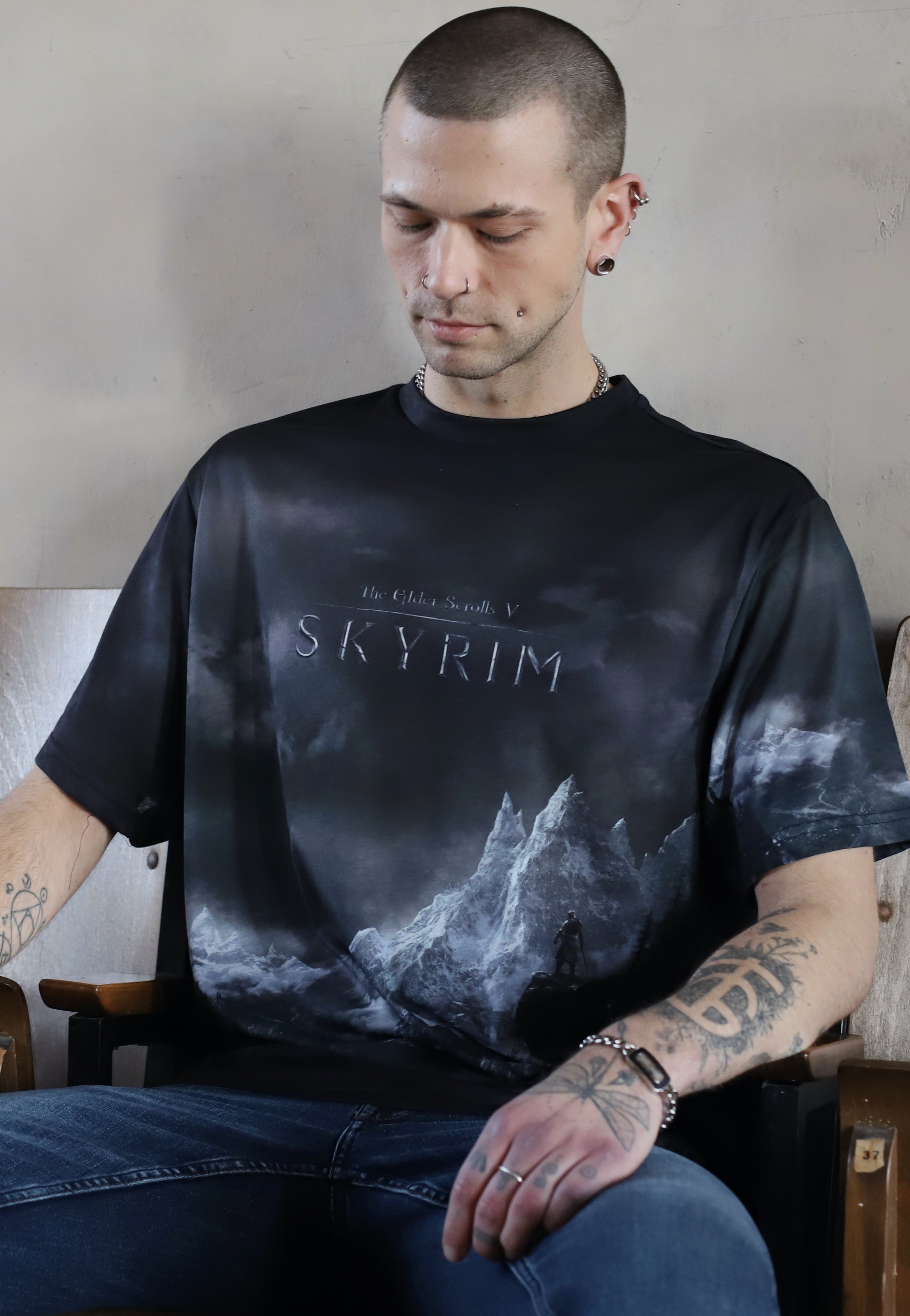 Skyrim - Allover Landscape - T-Shirt | Men-Image