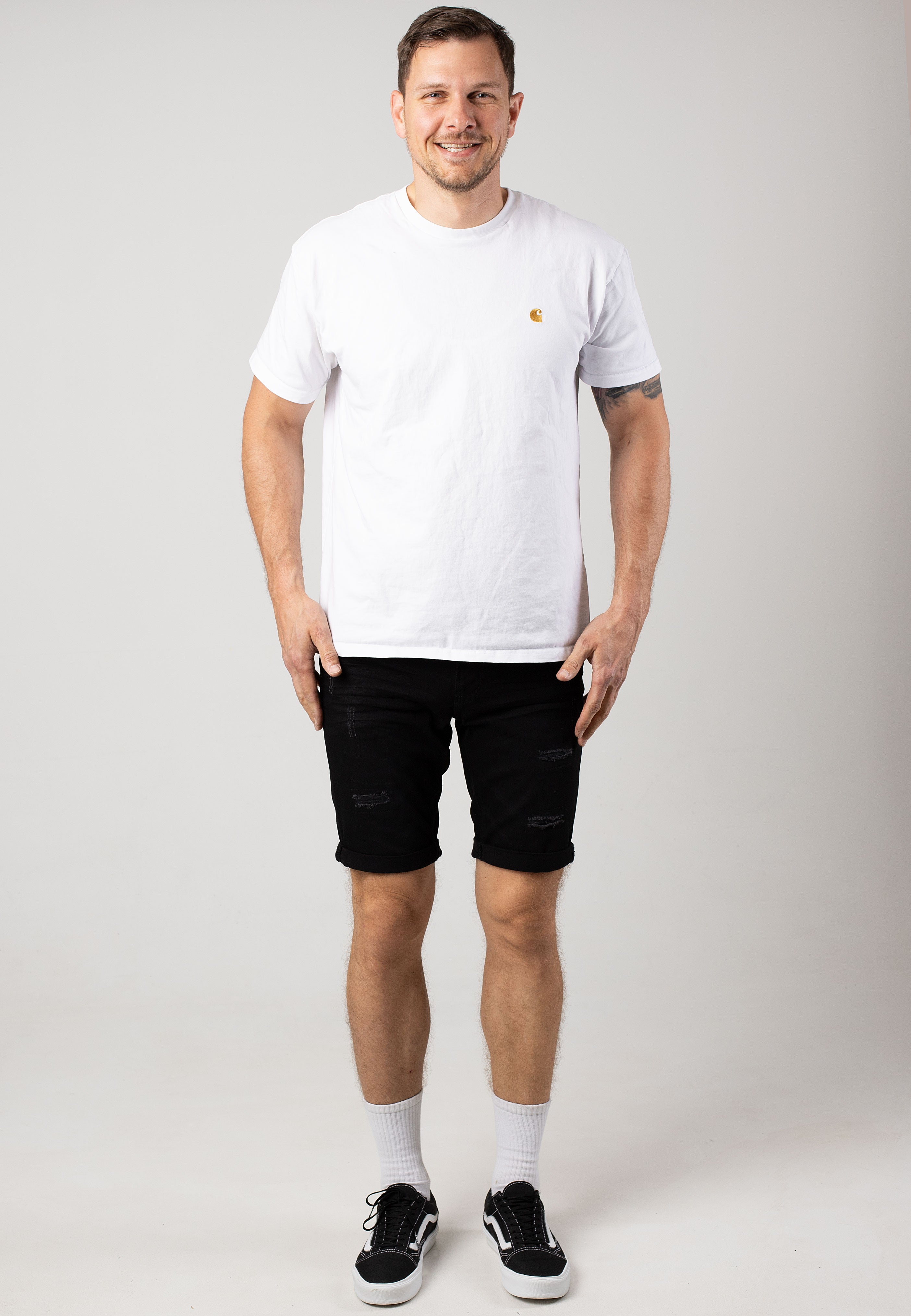 Indicode - Kaden Holes Ultra Black - Shorts | Men-Image