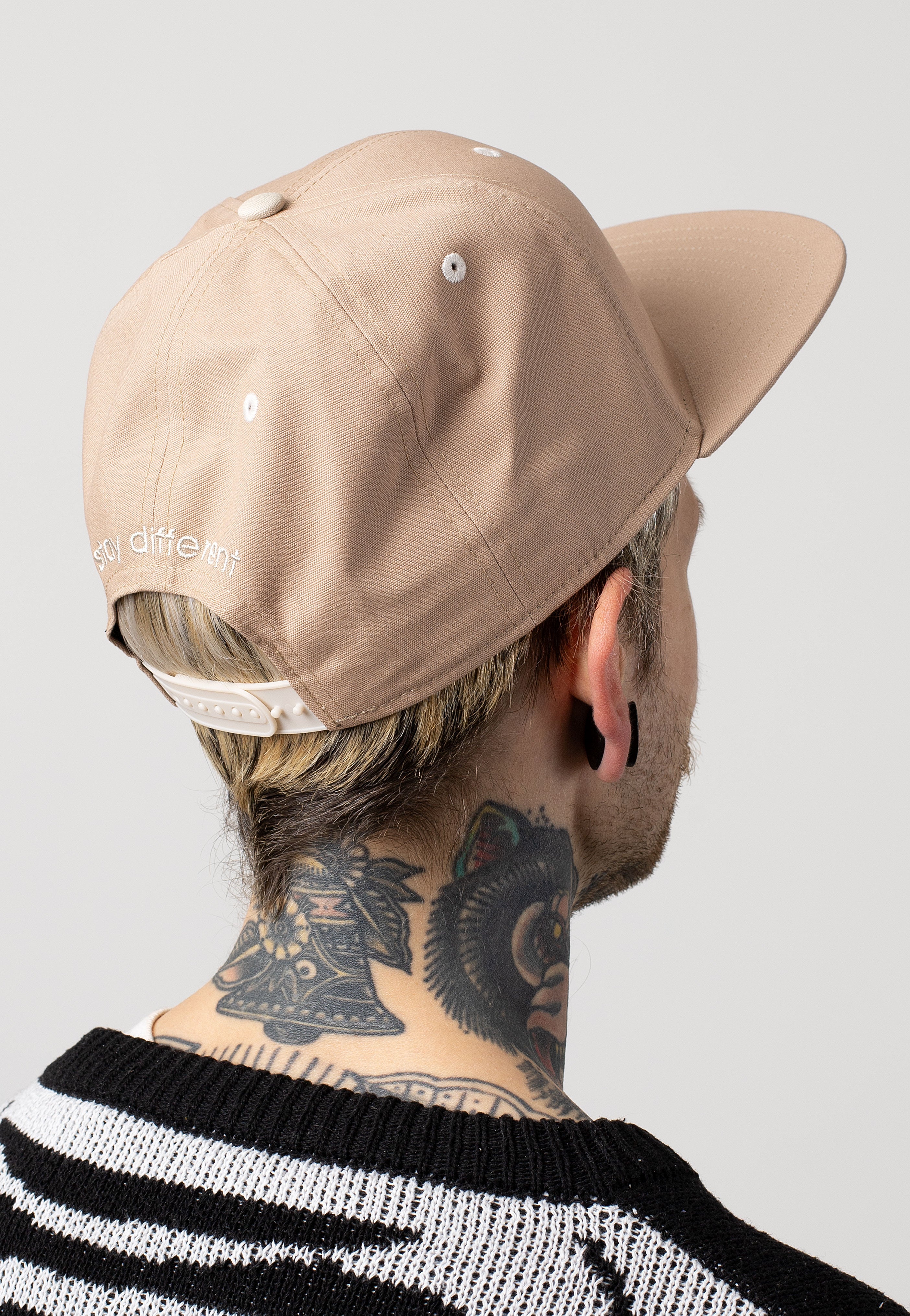 Iriedaily - Daily Flag 20 Khaki - Cap | Neutral-Image