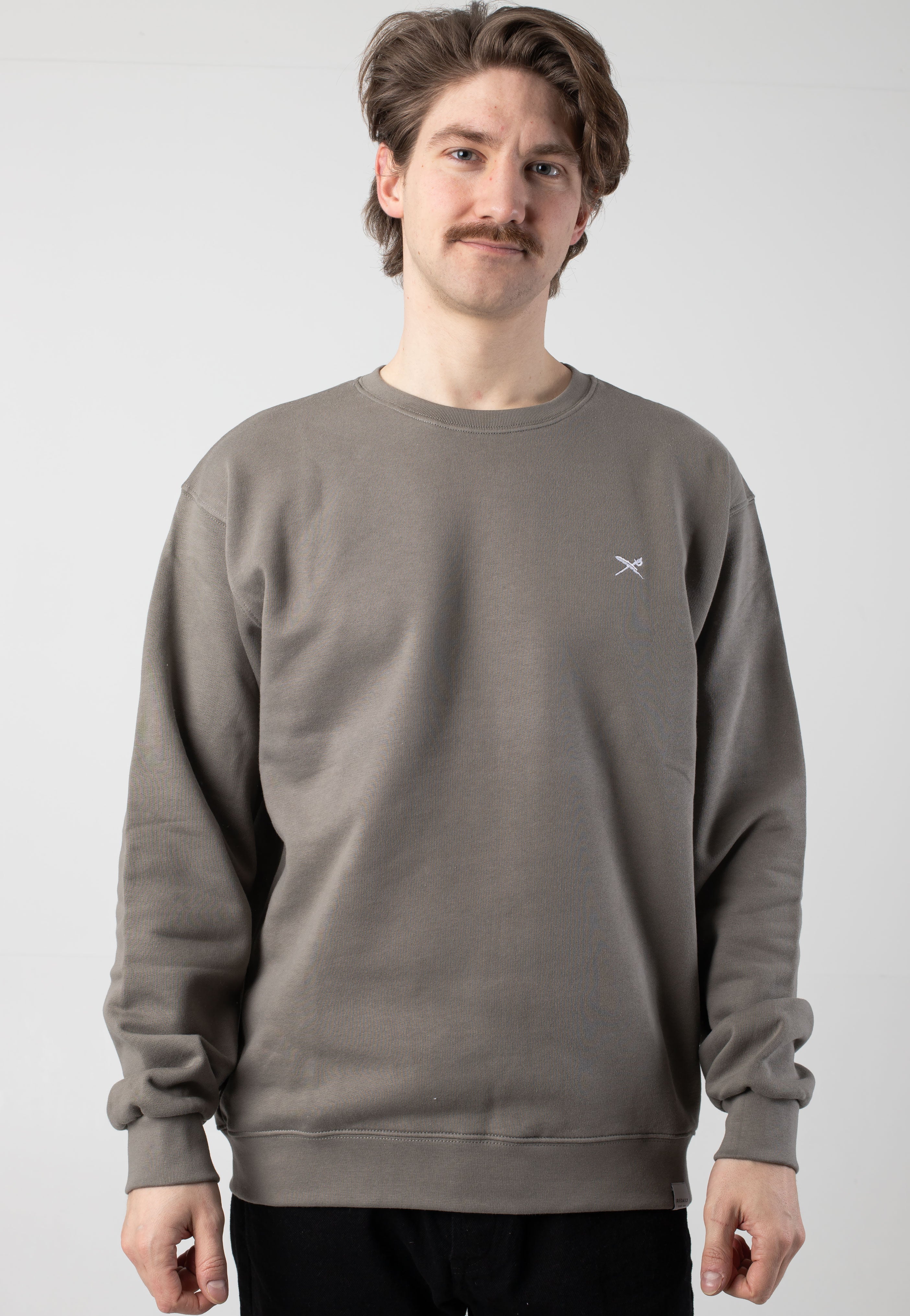 Iriedaily - Mini Flag 2 Crew Smokey Olive - Sweater | Men-Image