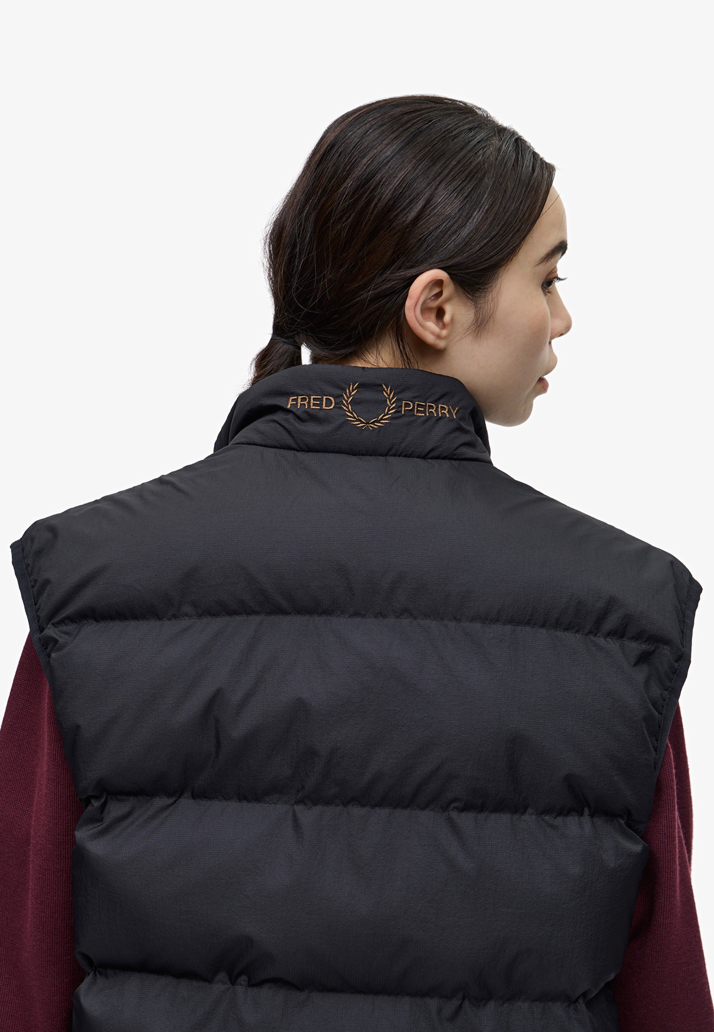 Fred Perry - Insulated Gilet Black - Vest | Men-Image