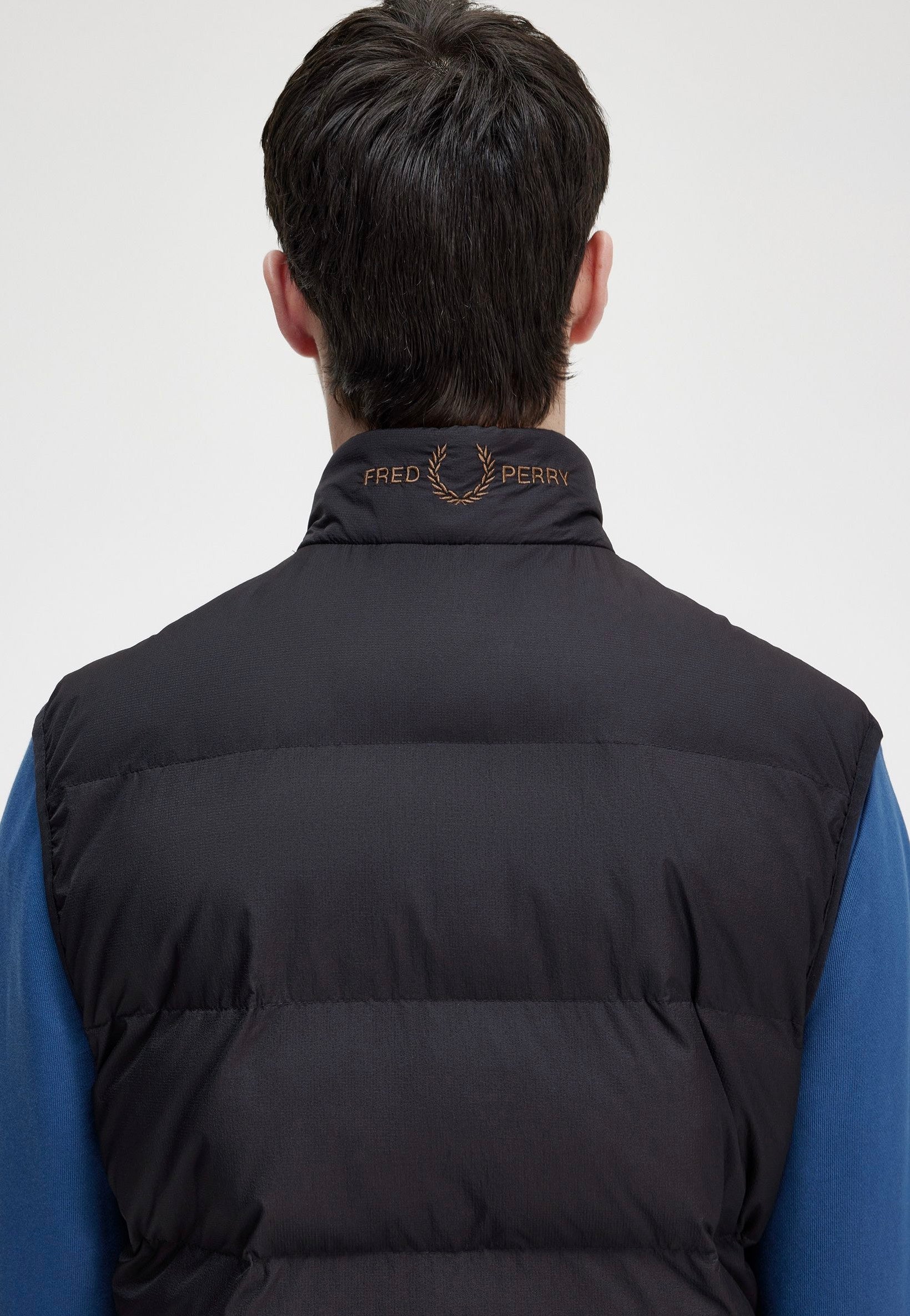 Fred Perry - Insulated Gilet Black - Vest | Men-Image