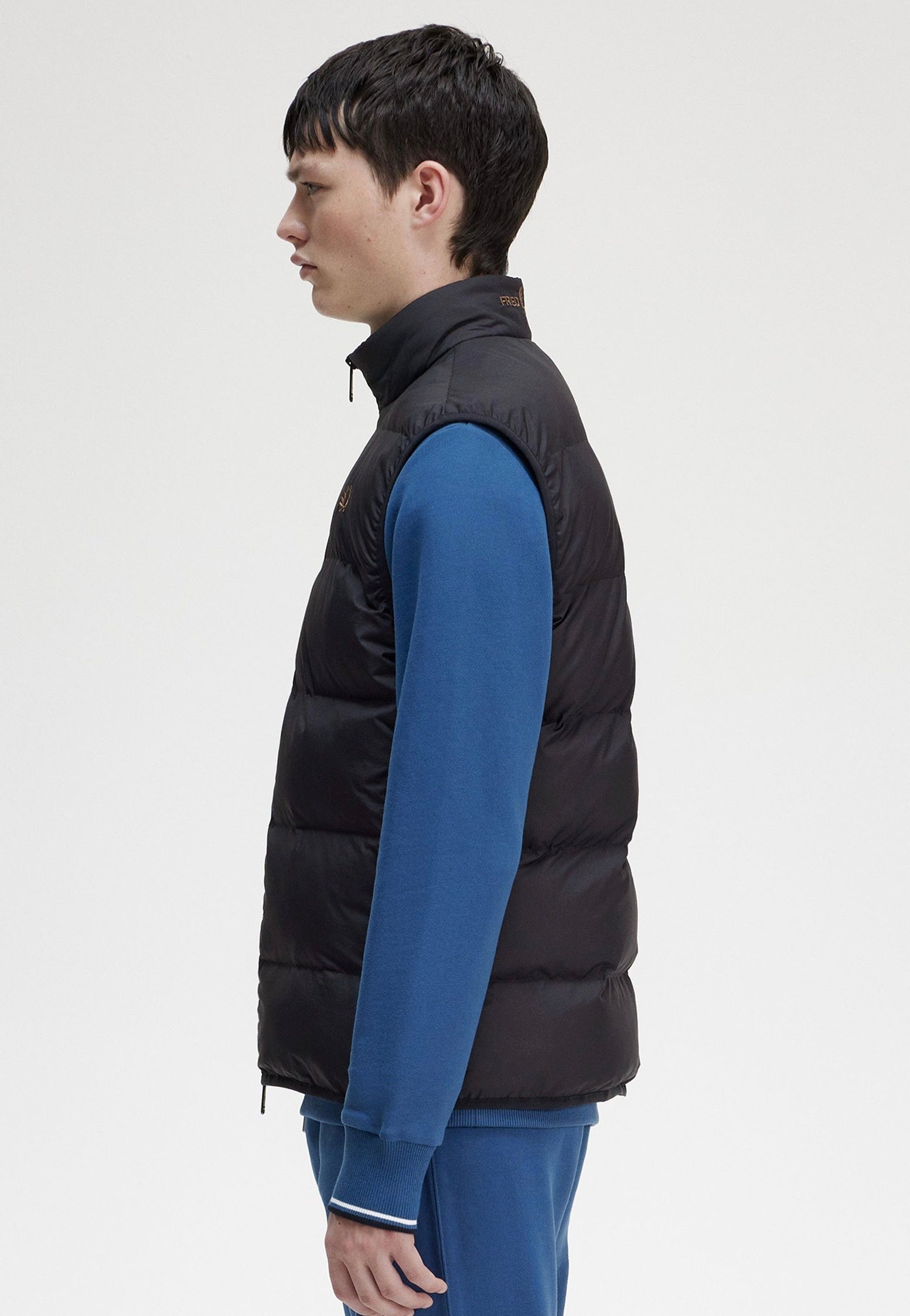 Fred Perry - Insulated Gilet Black - Vest | Men-Image