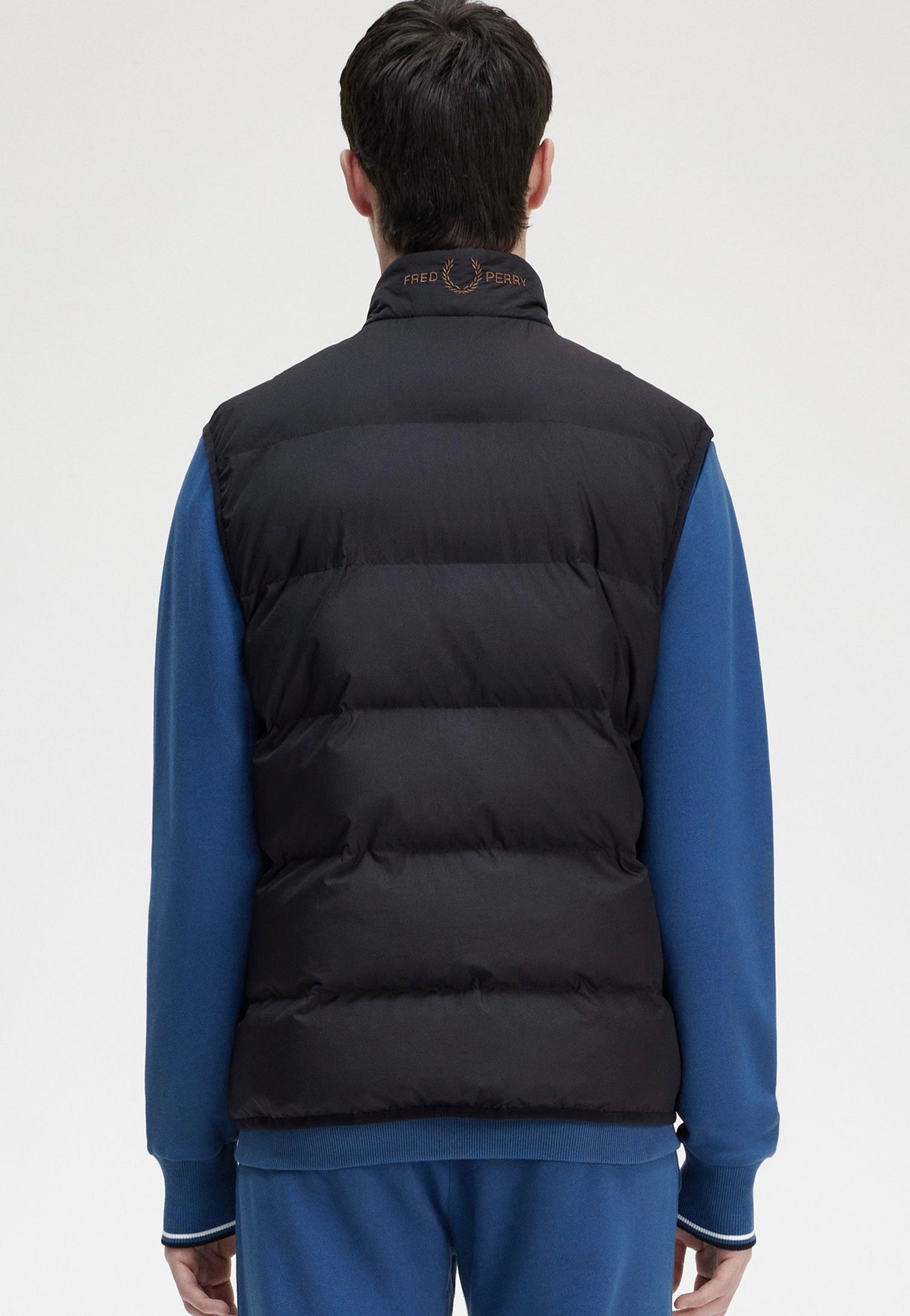 Fred Perry - Insulated Gilet Black - Vest | Men-Image