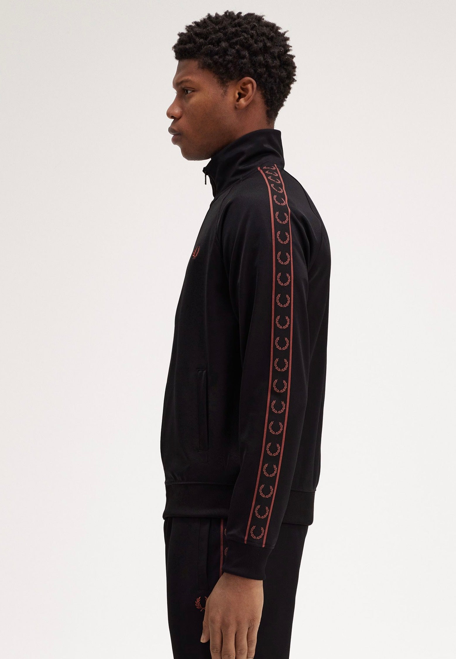 Fred Perry - Contrast Tape Track Black/Whisky Brown - Track Jacket | Men-Image