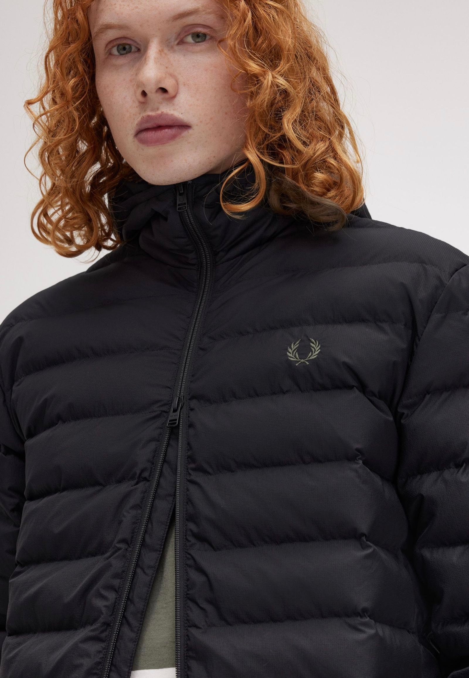 Fred Perry - Hooded Insulated Black - Jacket | Men-Image