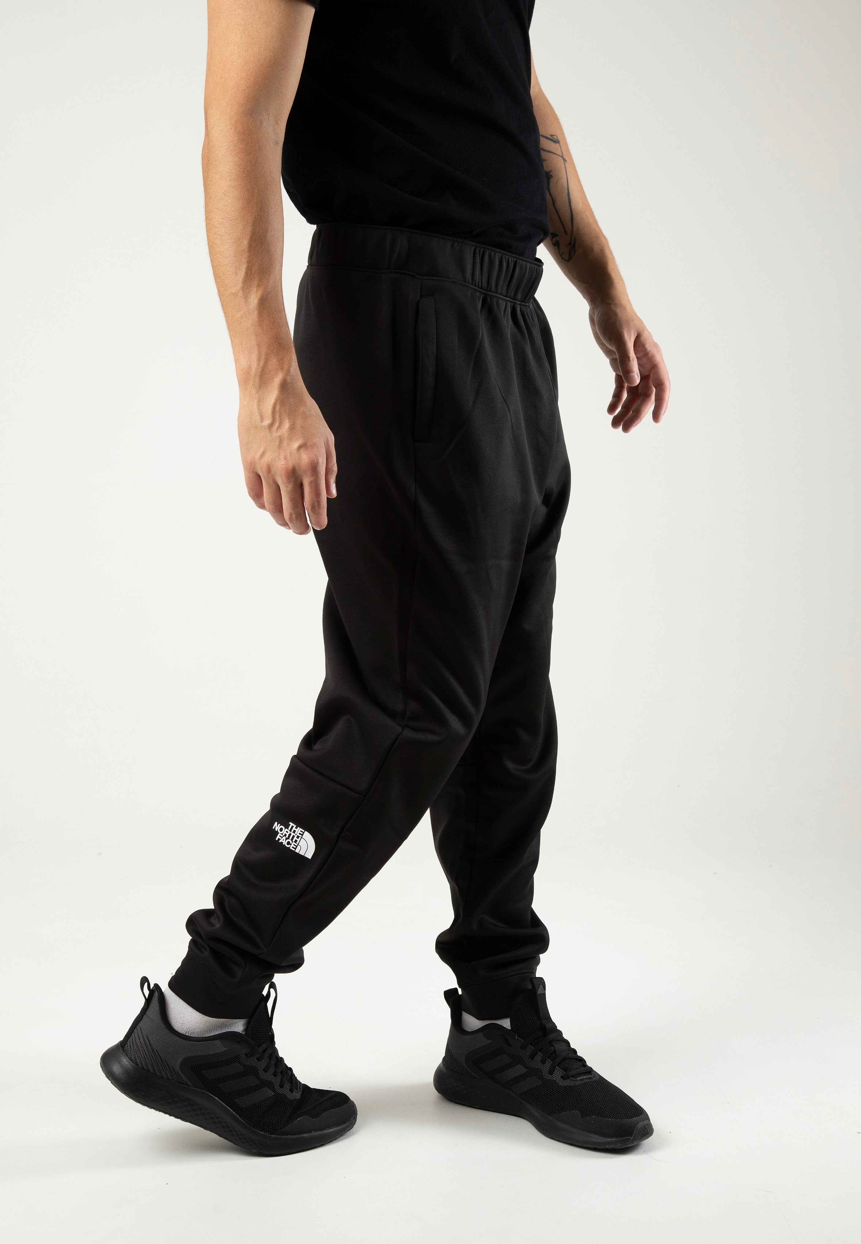 The North Face - Reaxion Fleece Tnf Black/Asphalt Grey - Sweat Pants | Men-Image