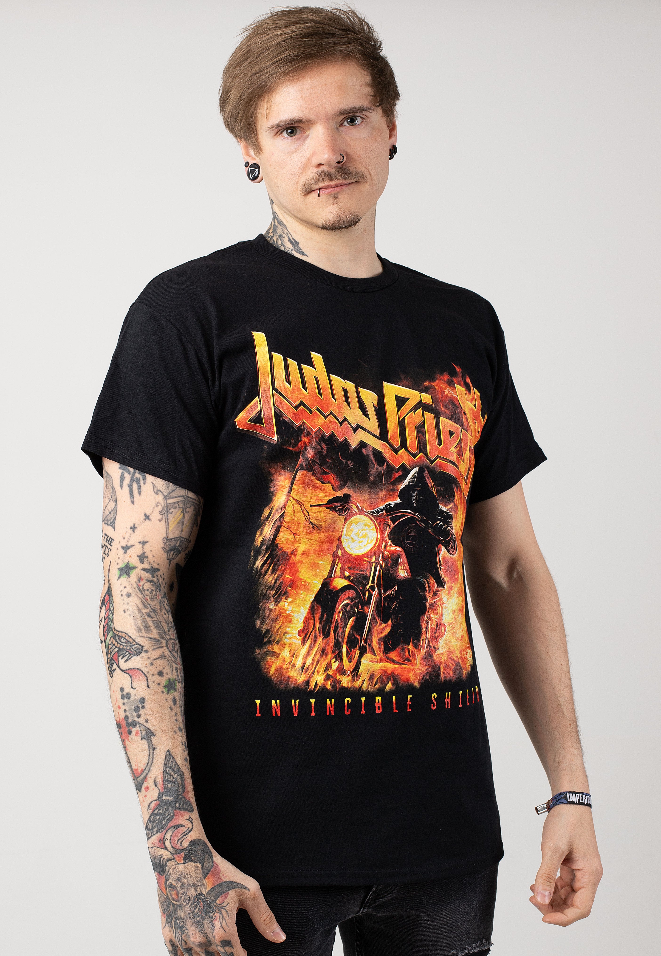 Judas Priest - Invincible Shield Biker - T-Shirt | Men-Image