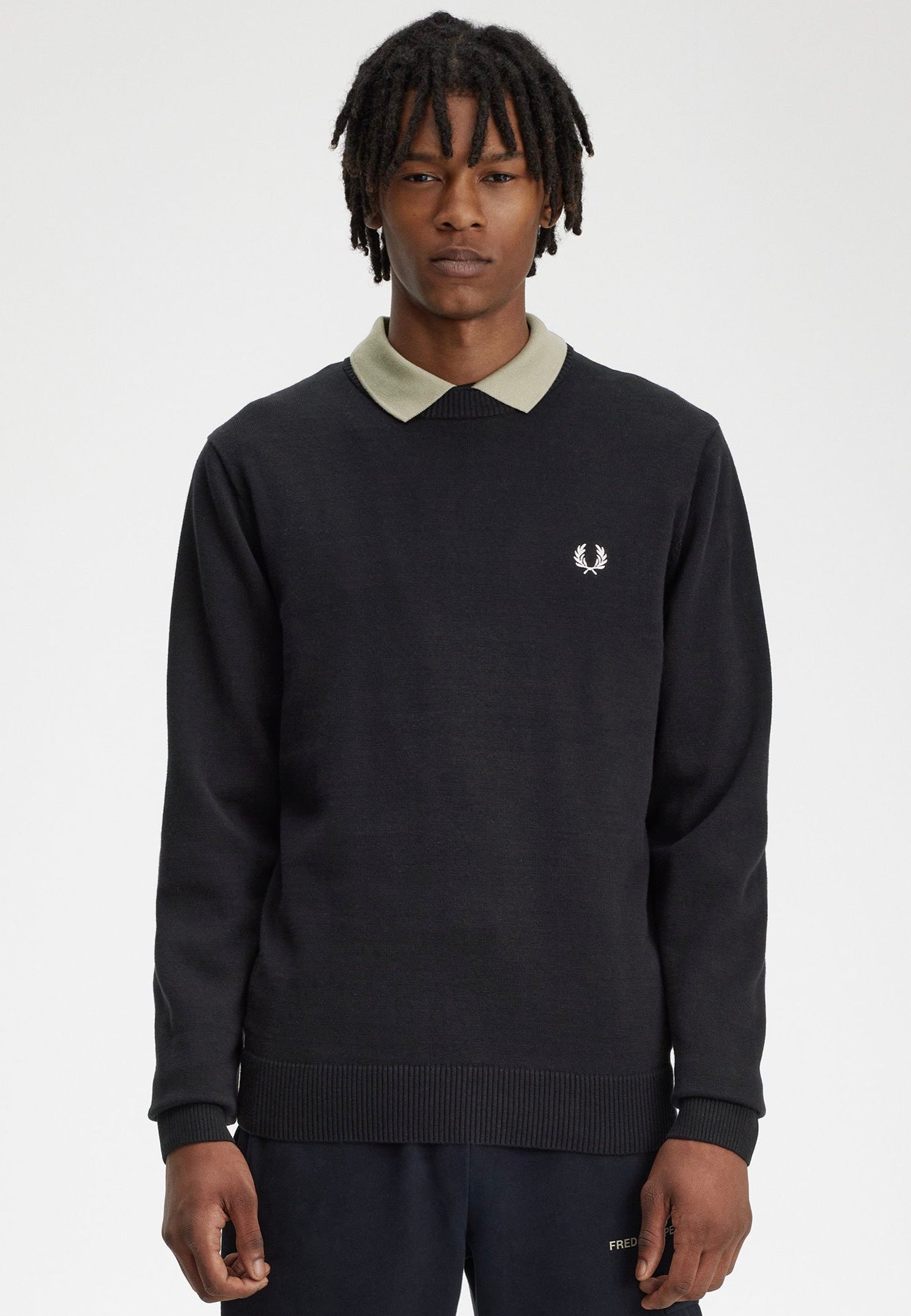 Fred Perry - Graphic Laurel Wreath Black - Pullover | Men-Image