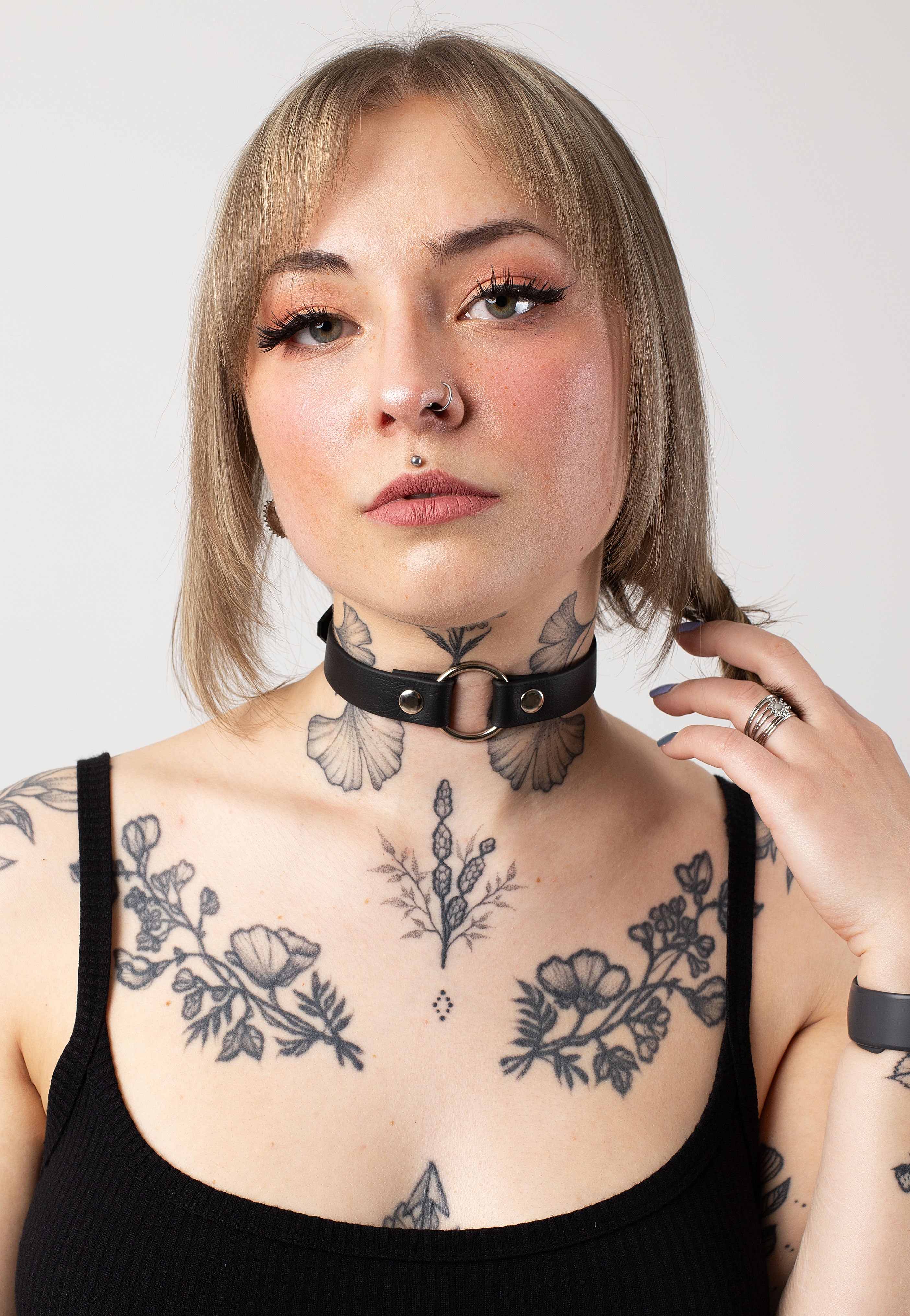 Easure - O Ring Black - Choker | Neutral-Image