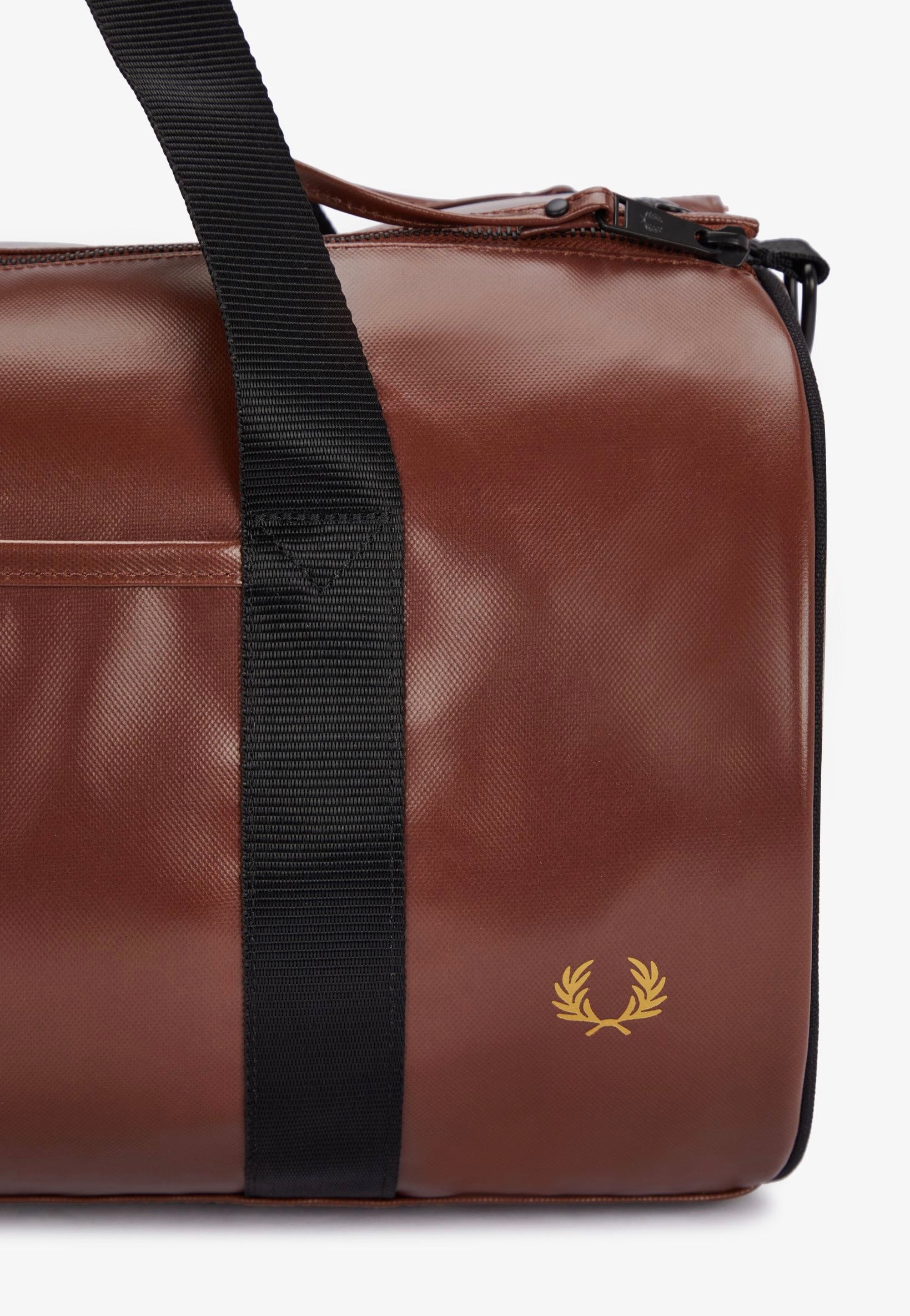 Fred Perry - Tonal Classic Whisky Brown - Dufflebag | Neutral-Image