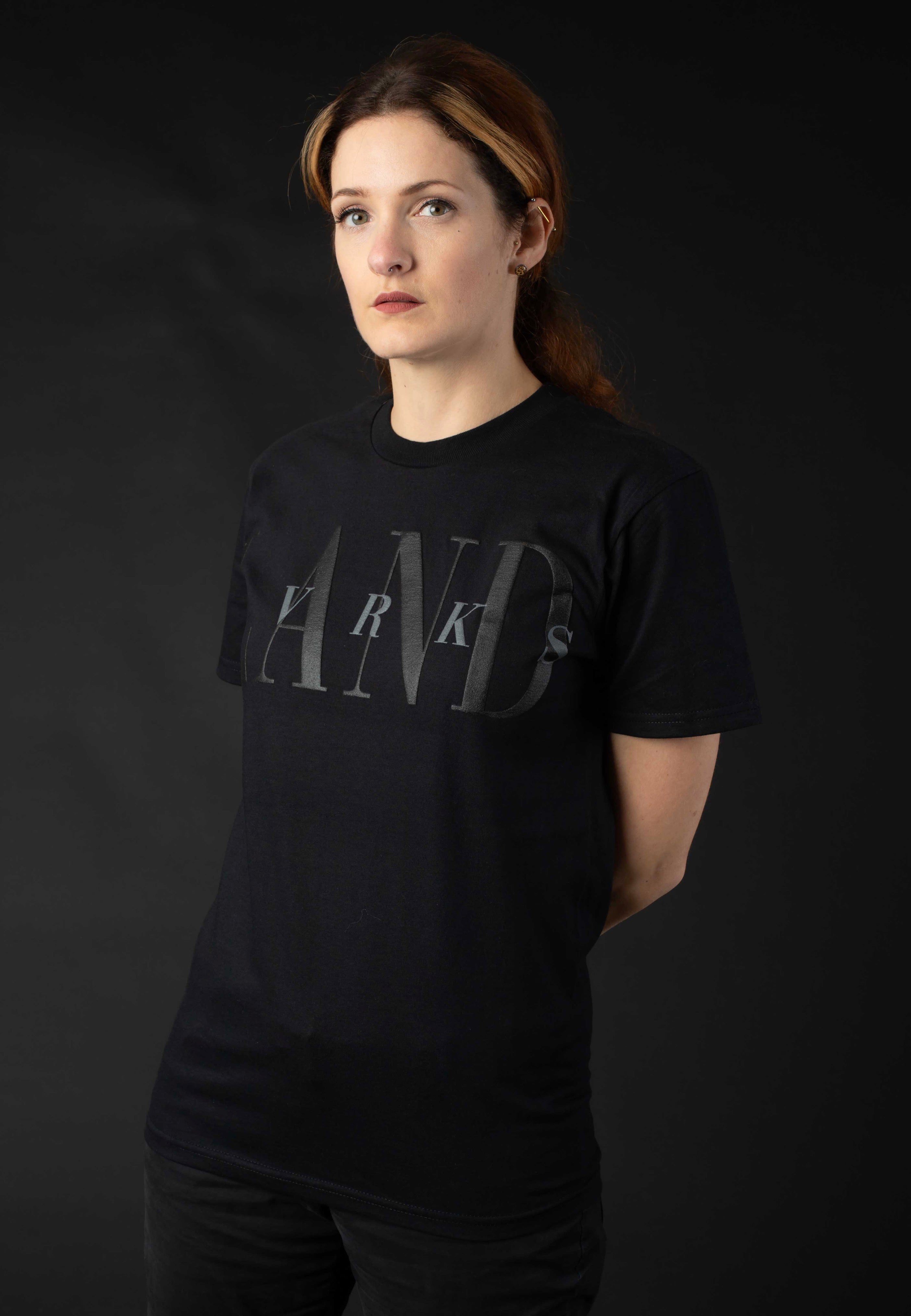 Landmvrks - 80s Logo Limited Black On Black - T-Shirt | Women-Image