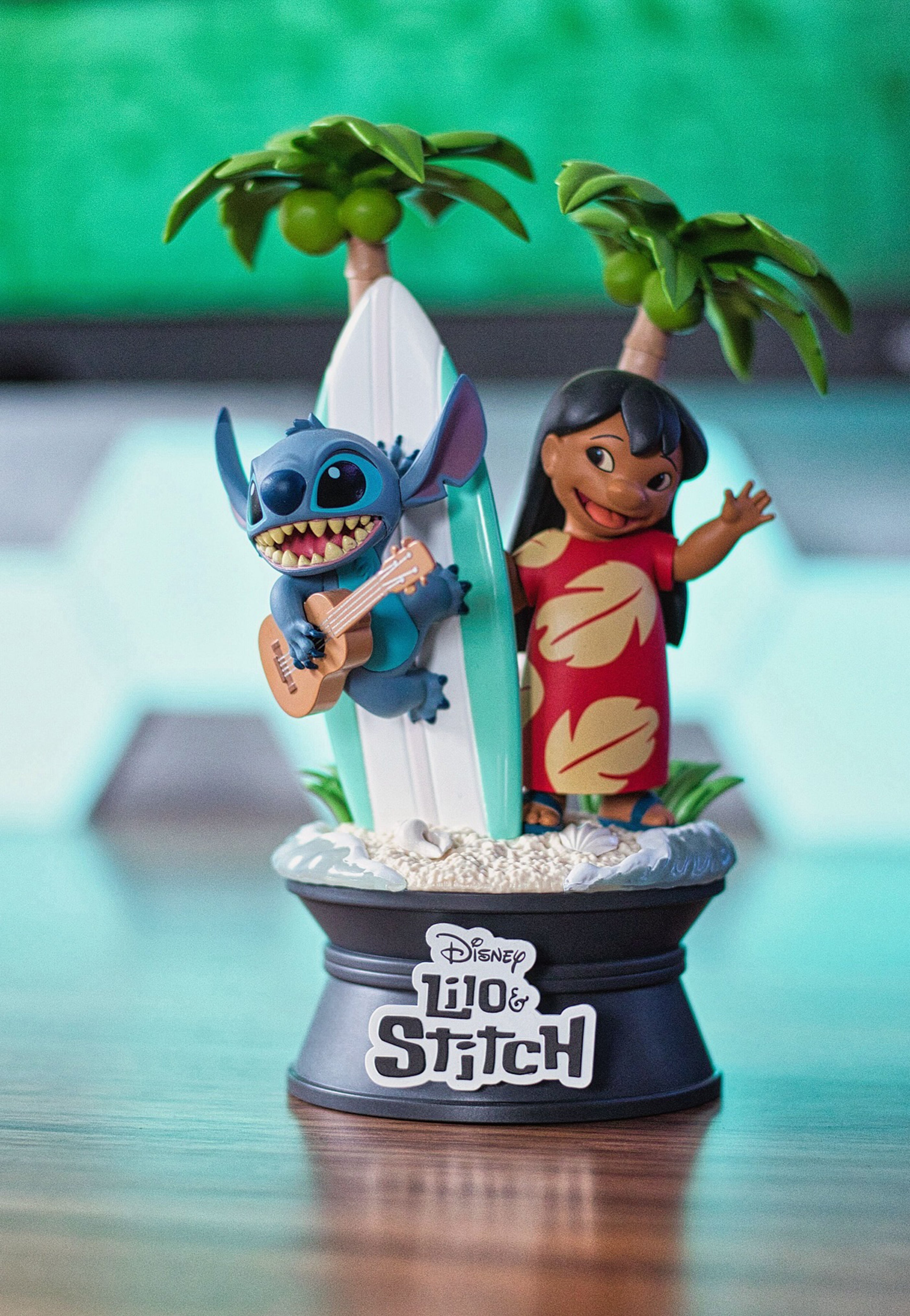 Lilo & Stitch - Lilo & Stitch Surfboard  - Figure | Neutral-Image