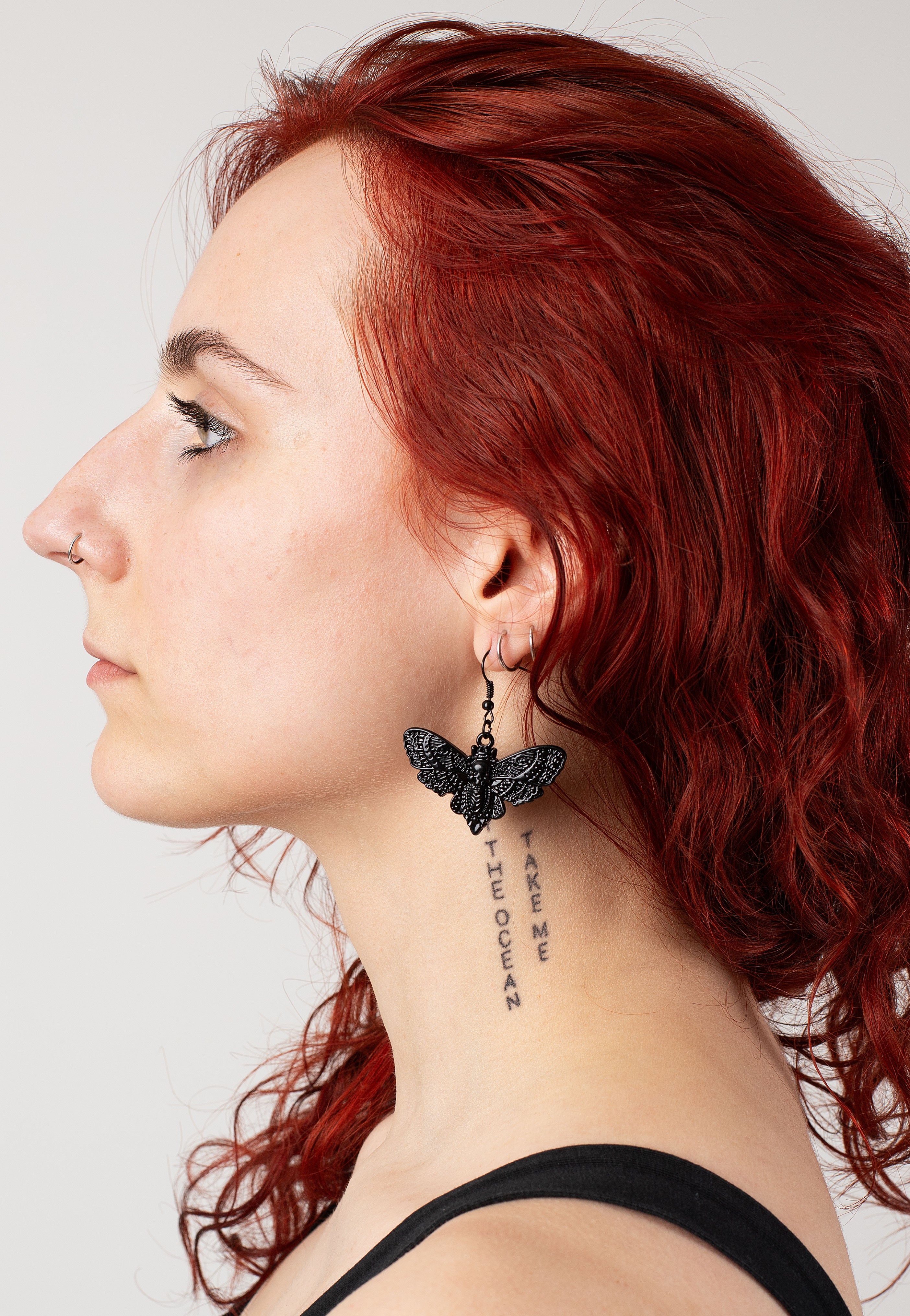 Easure - Black Skull Moth Black - Earrings | Neutral-Image