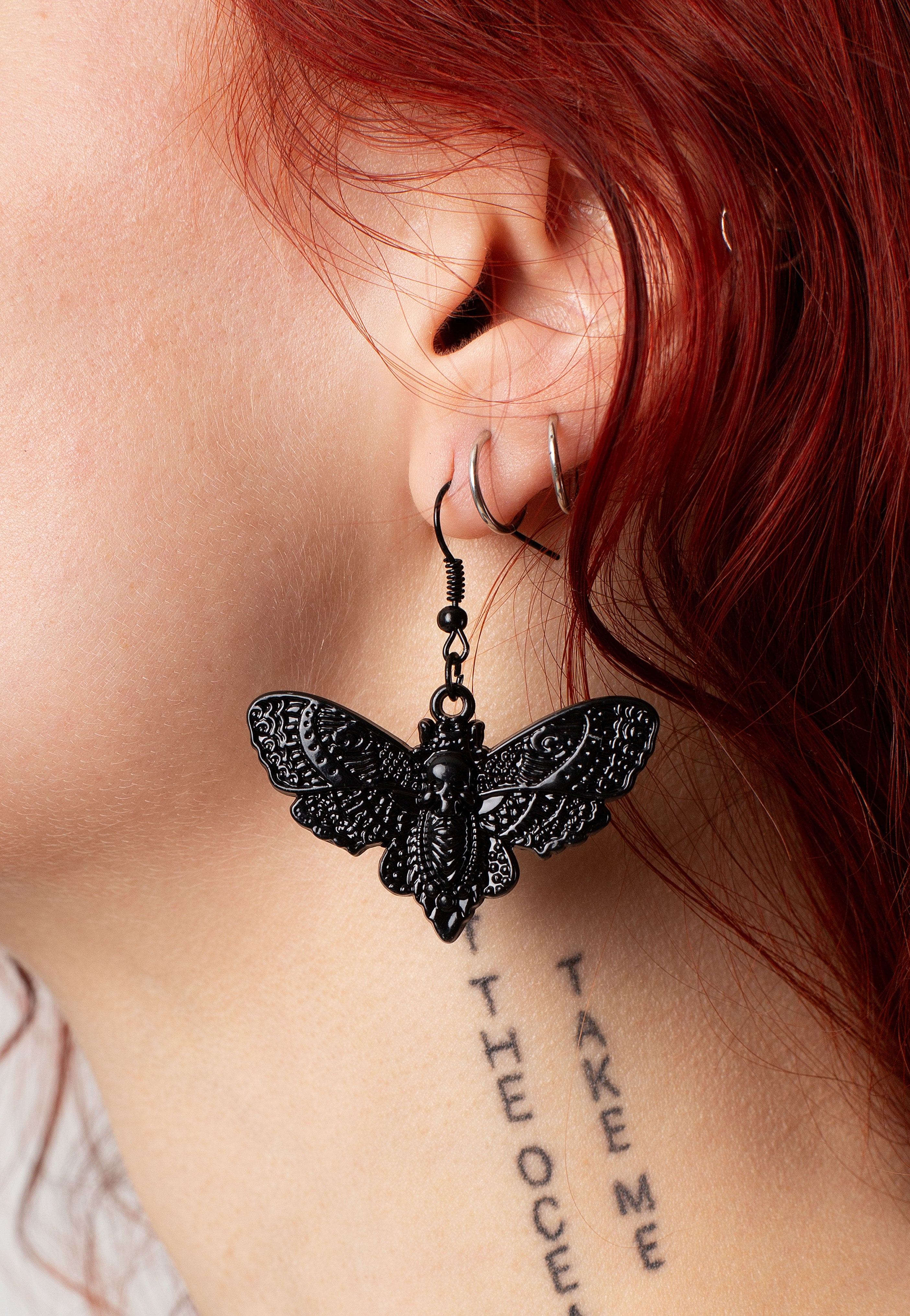 Easure - Black Skull Moth Black - Earrings | Neutral-Image