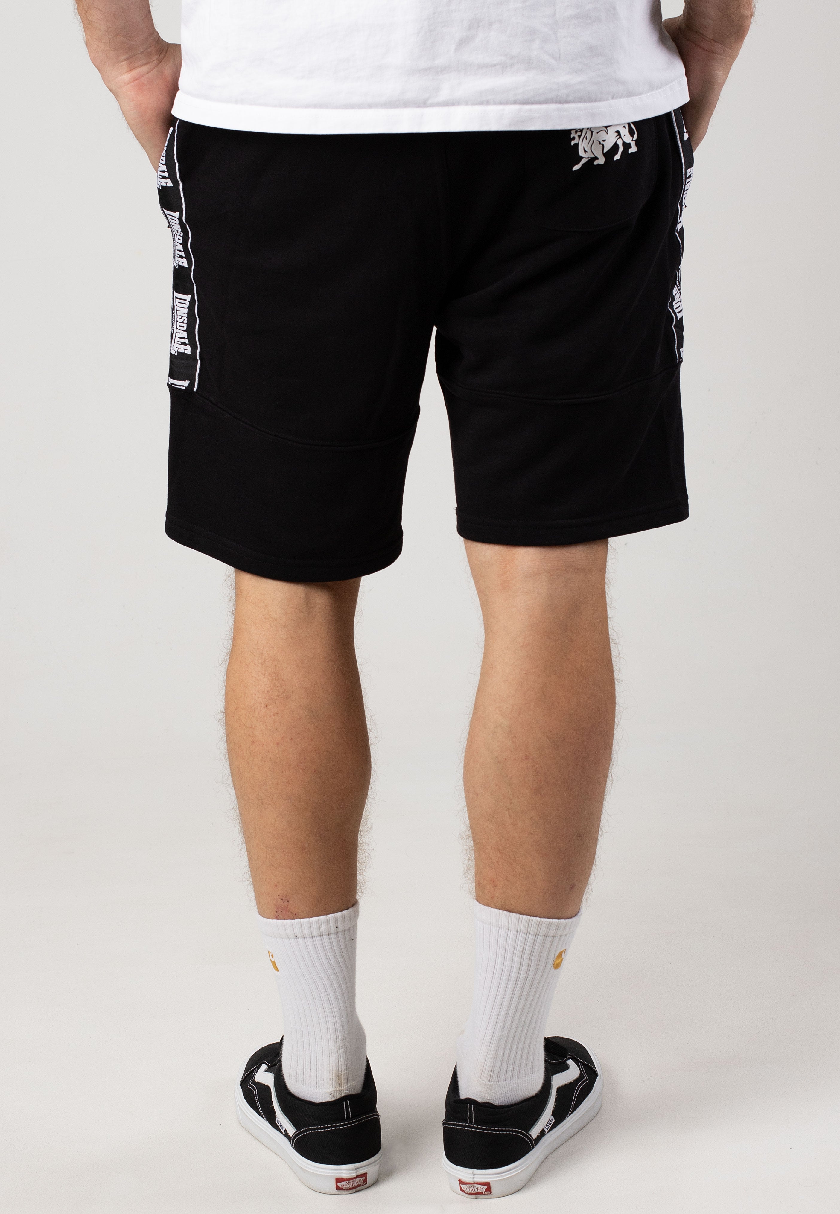 Lonsdale - Scarvell Black/White - Shorts | Men-Image