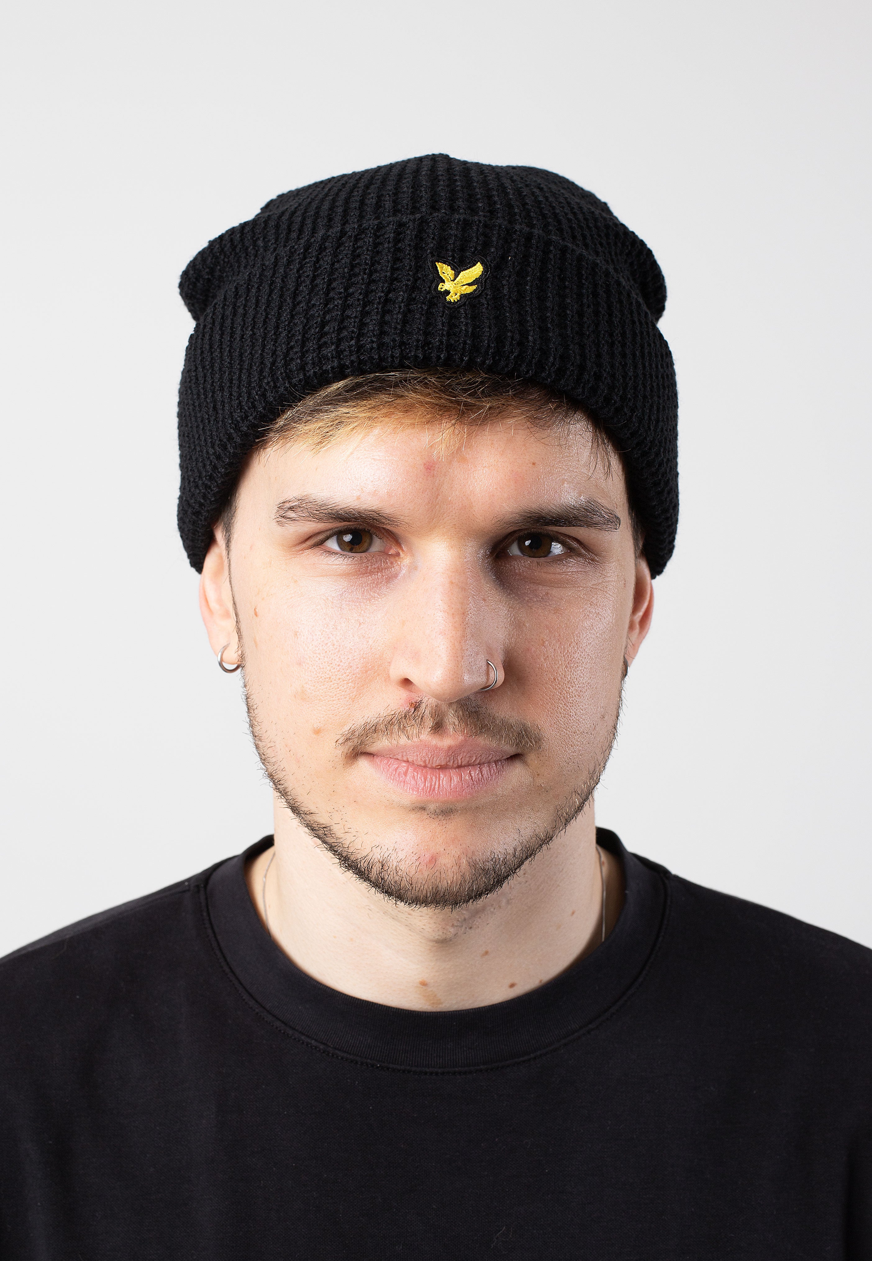 Lyle & Scott - Waffle Jet Black - Beanie | Neutral-Image