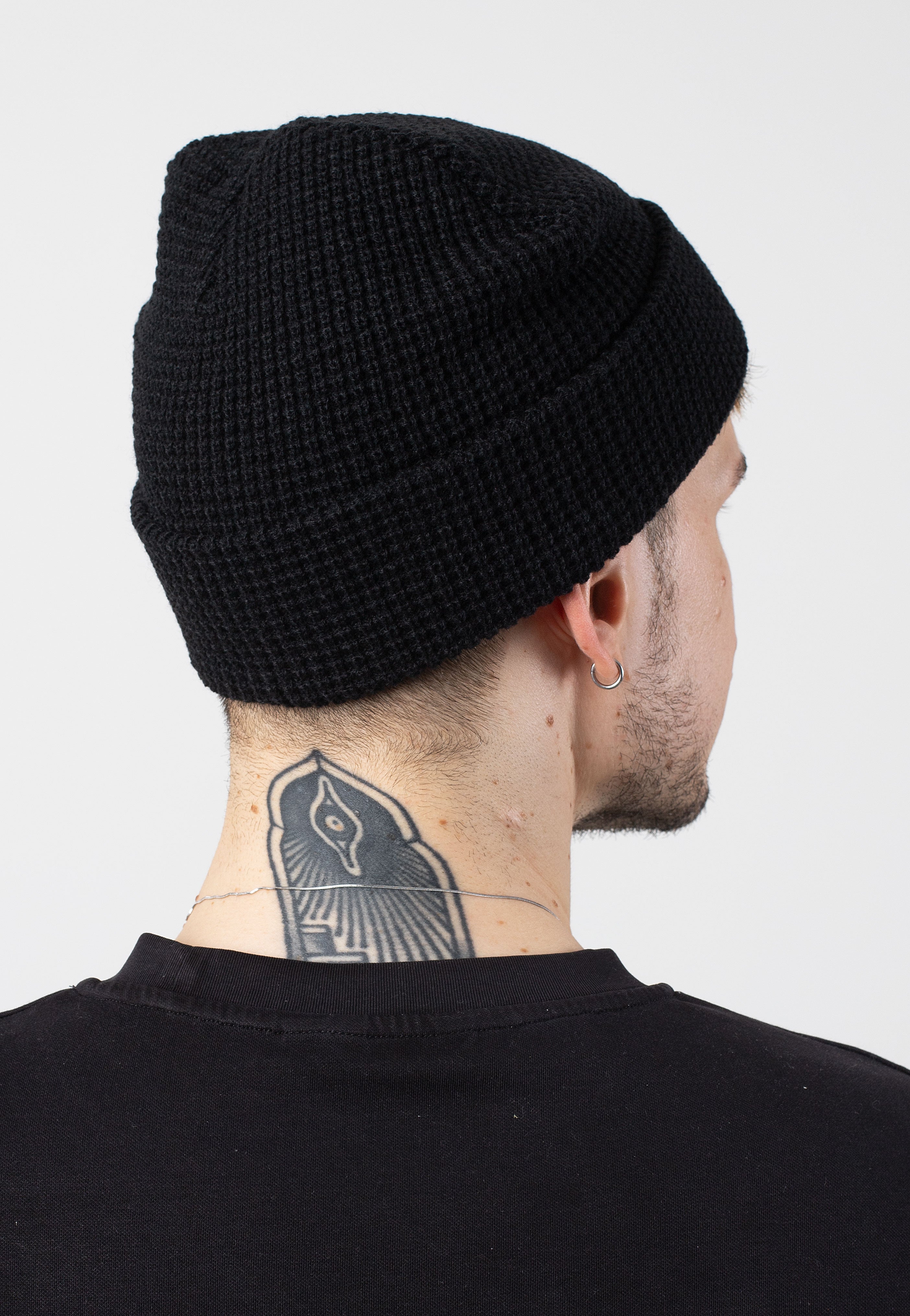 Lyle & Scott - Waffle Jet Black - Beanie | Neutral-Image