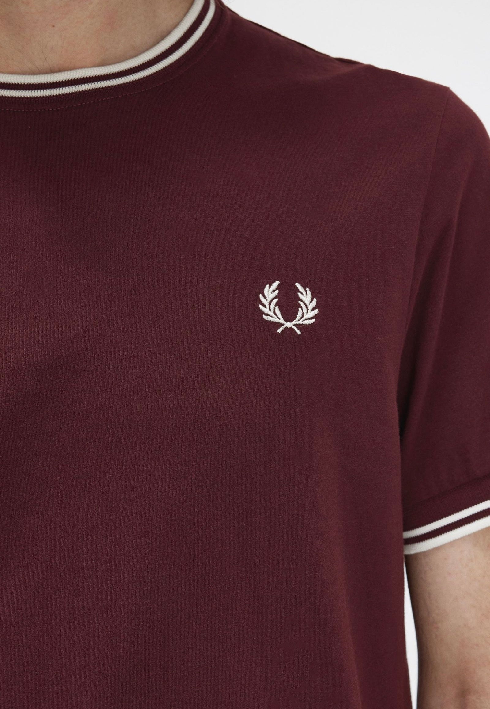 Fred Perry - Twin Tipped Oxblood - T-Shirt | Men-Image