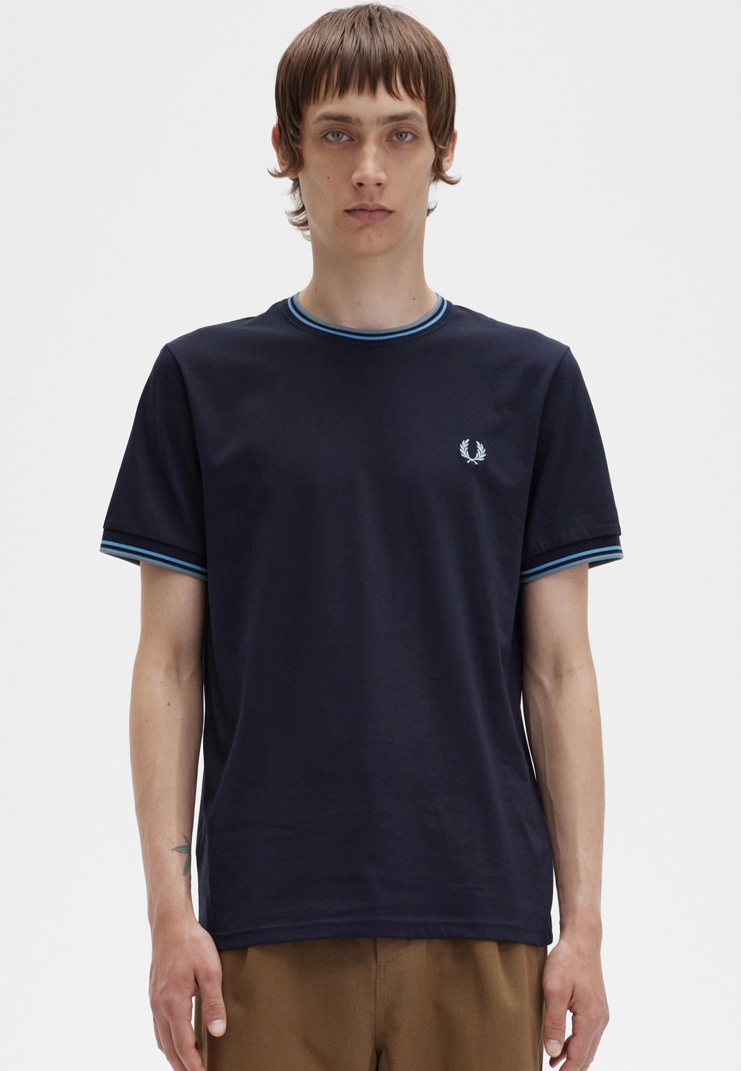 Fred Perry - Twin Tipped Navy/Soft Blue/Silver Blue - T-Shirt | Men-Image