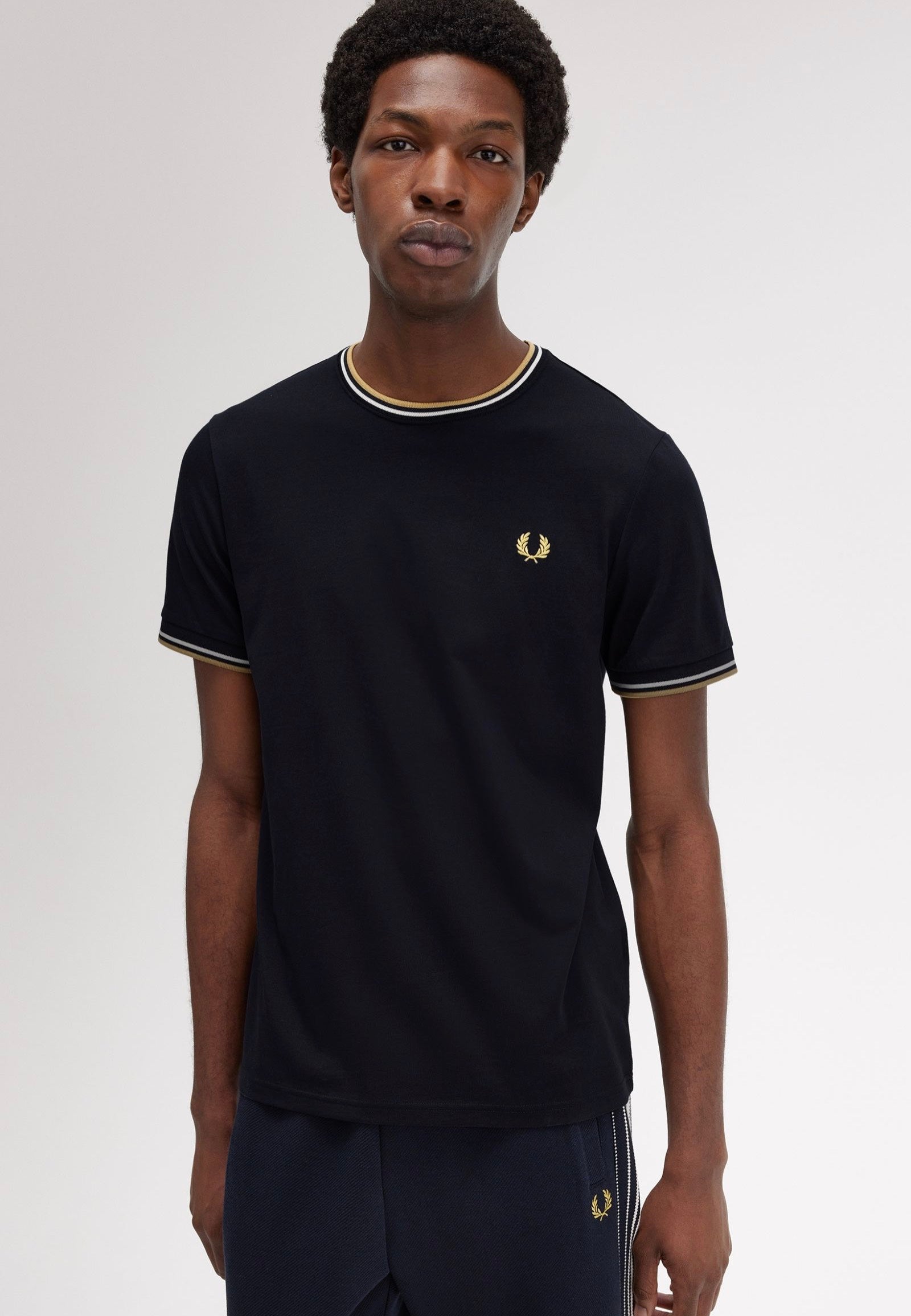 Fred Perry - Twin Tipped Navy/Ecru/Honeycomb - T-Shirt | Men-Image